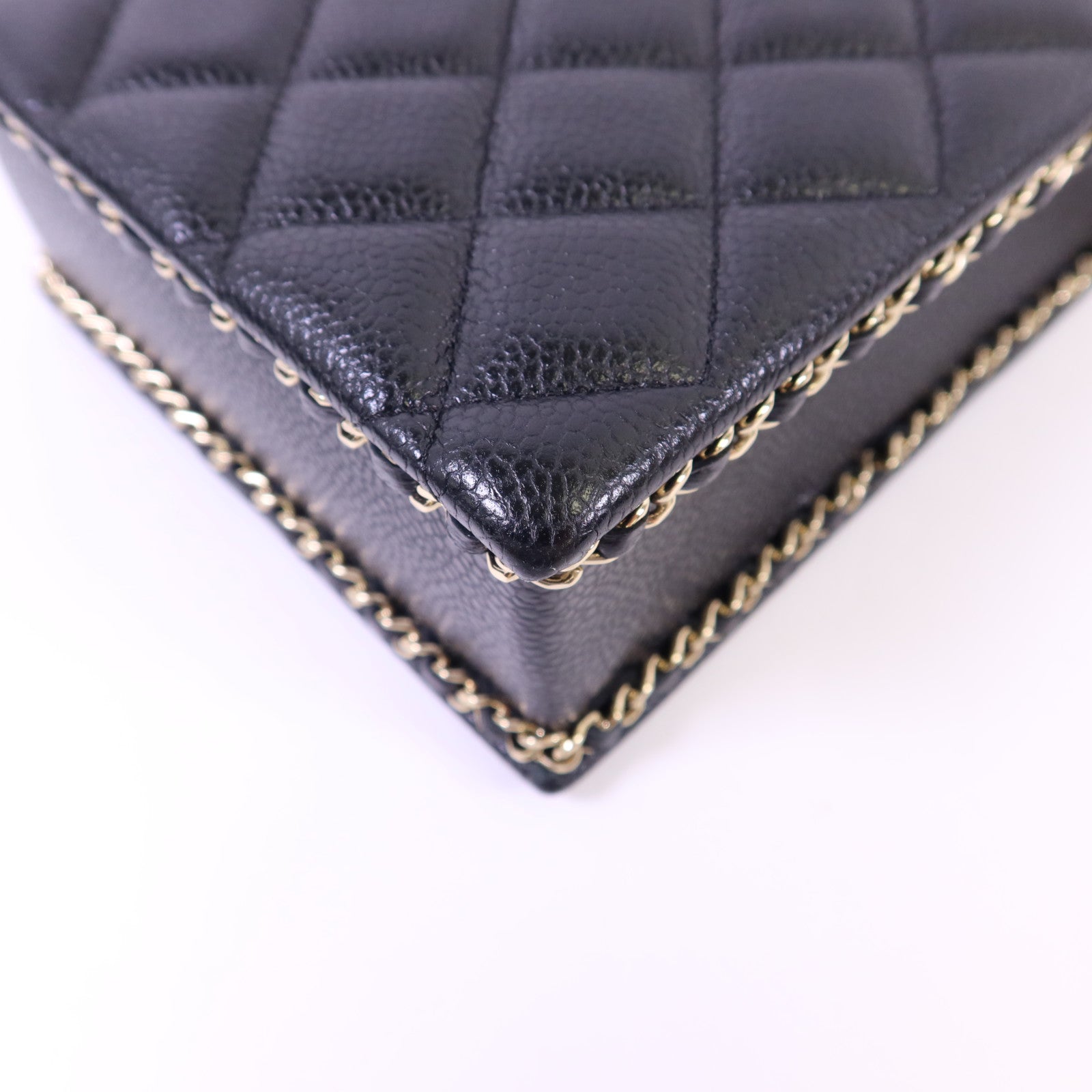 CHANEL 牛皮皮革Chain Shoulder金扣鏈帶肩背袋