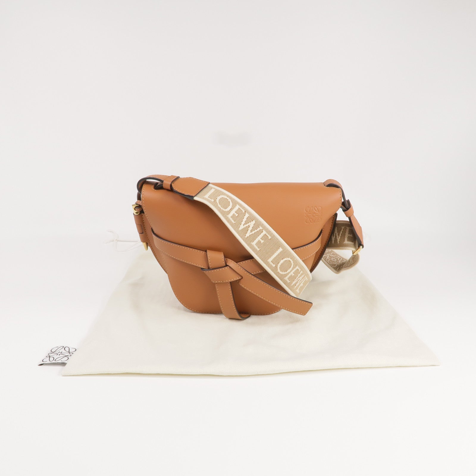 LOEWE 牛皮皮革Gate Small金扣肩背袋