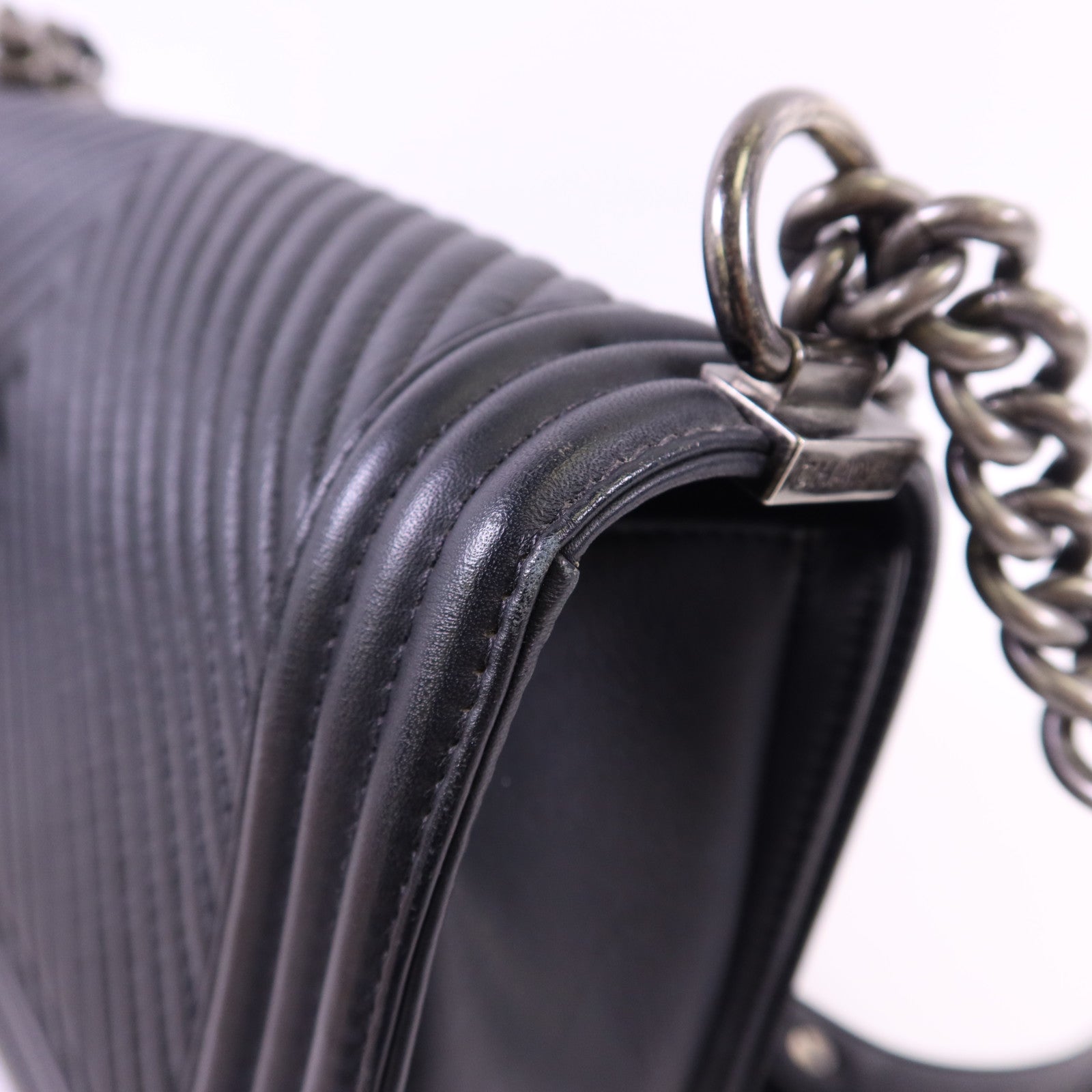 CHANEL 羊皮皮革Boy 25銀扣肩背袋