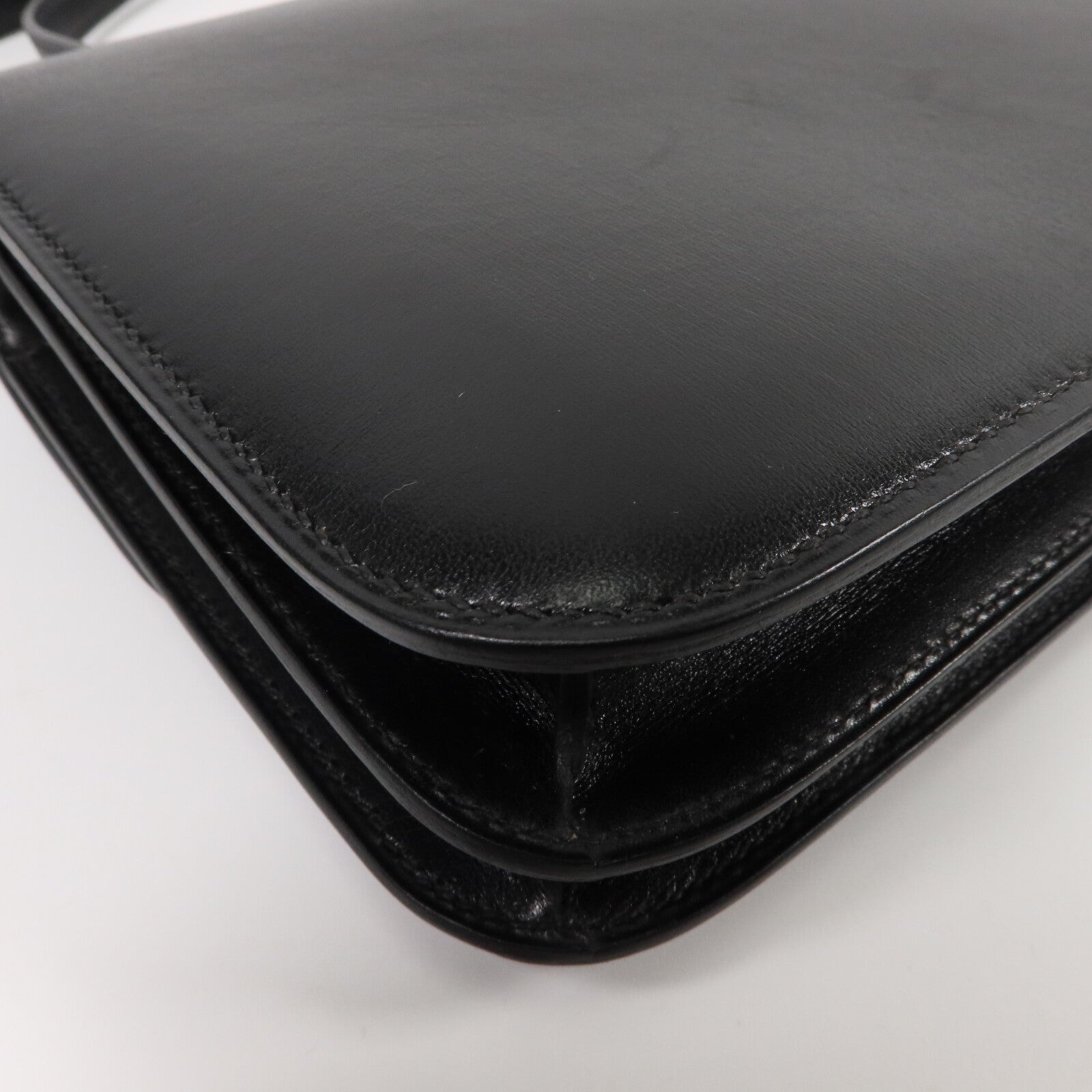 HERMES Box皮革Constance Mini肩背袋Noir