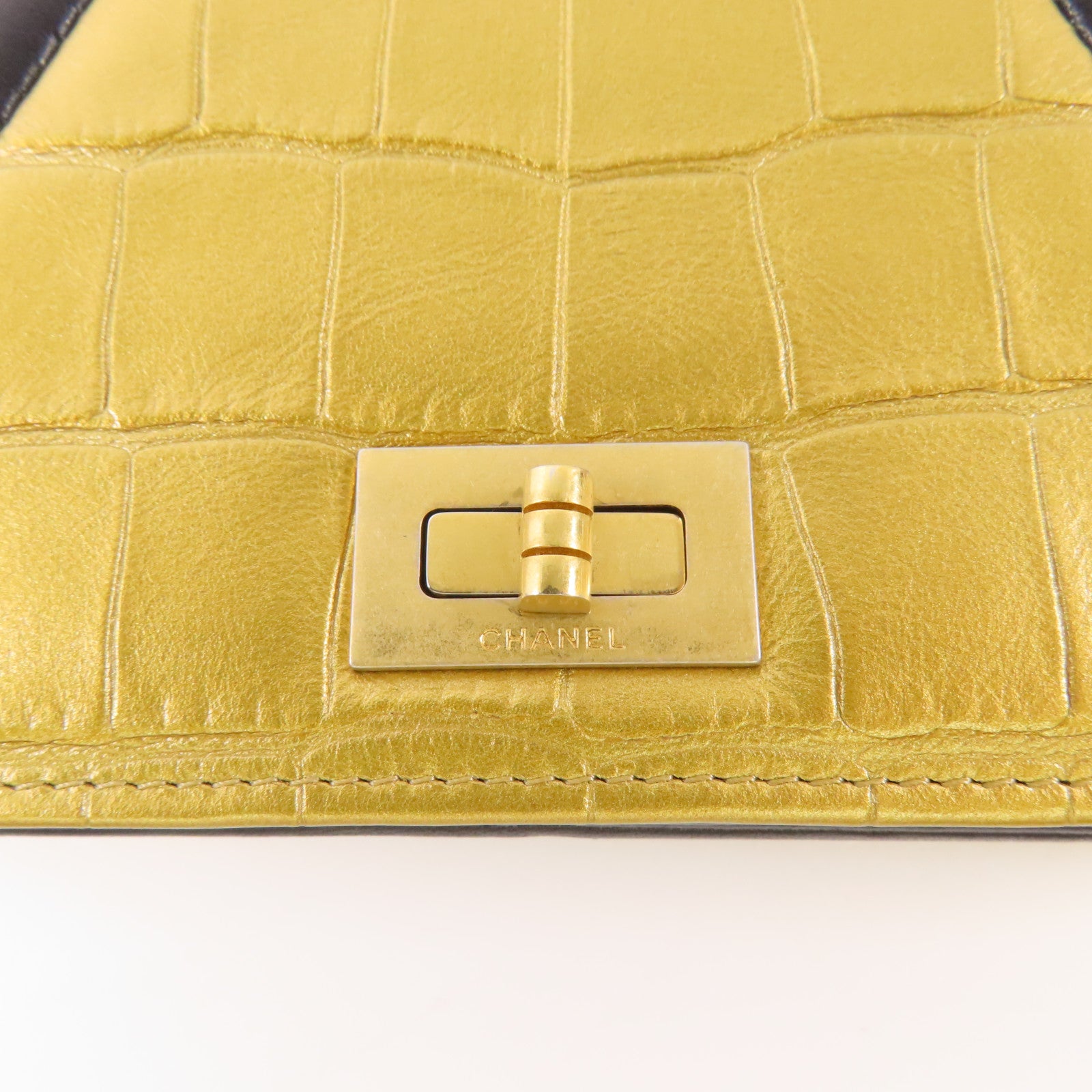 CHANEL 牛皮/羊皮皮革2.55金扣鏈帶肩背袋