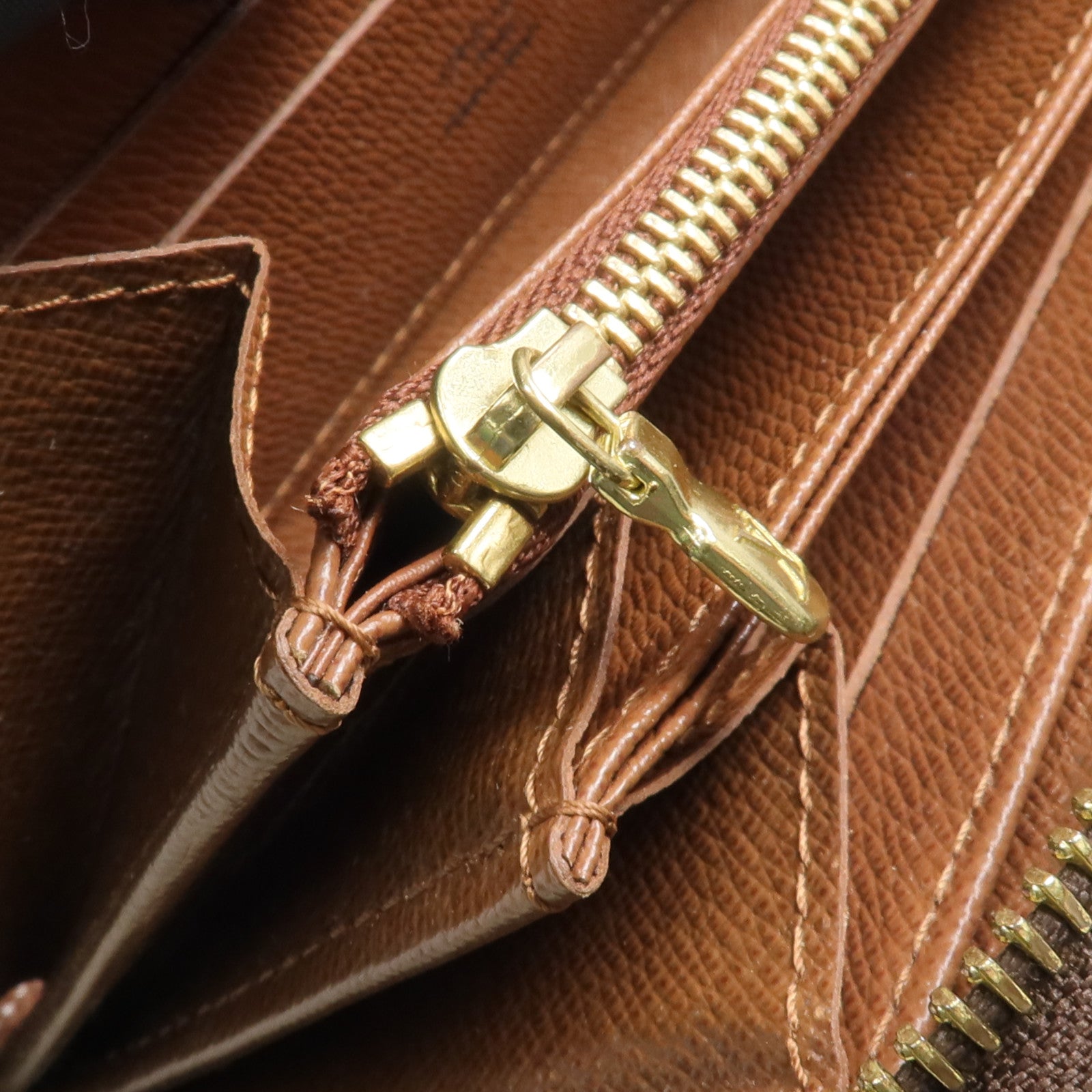 LOUIS VUITTON Monogram Zippy Long Wallet金扣長錢包