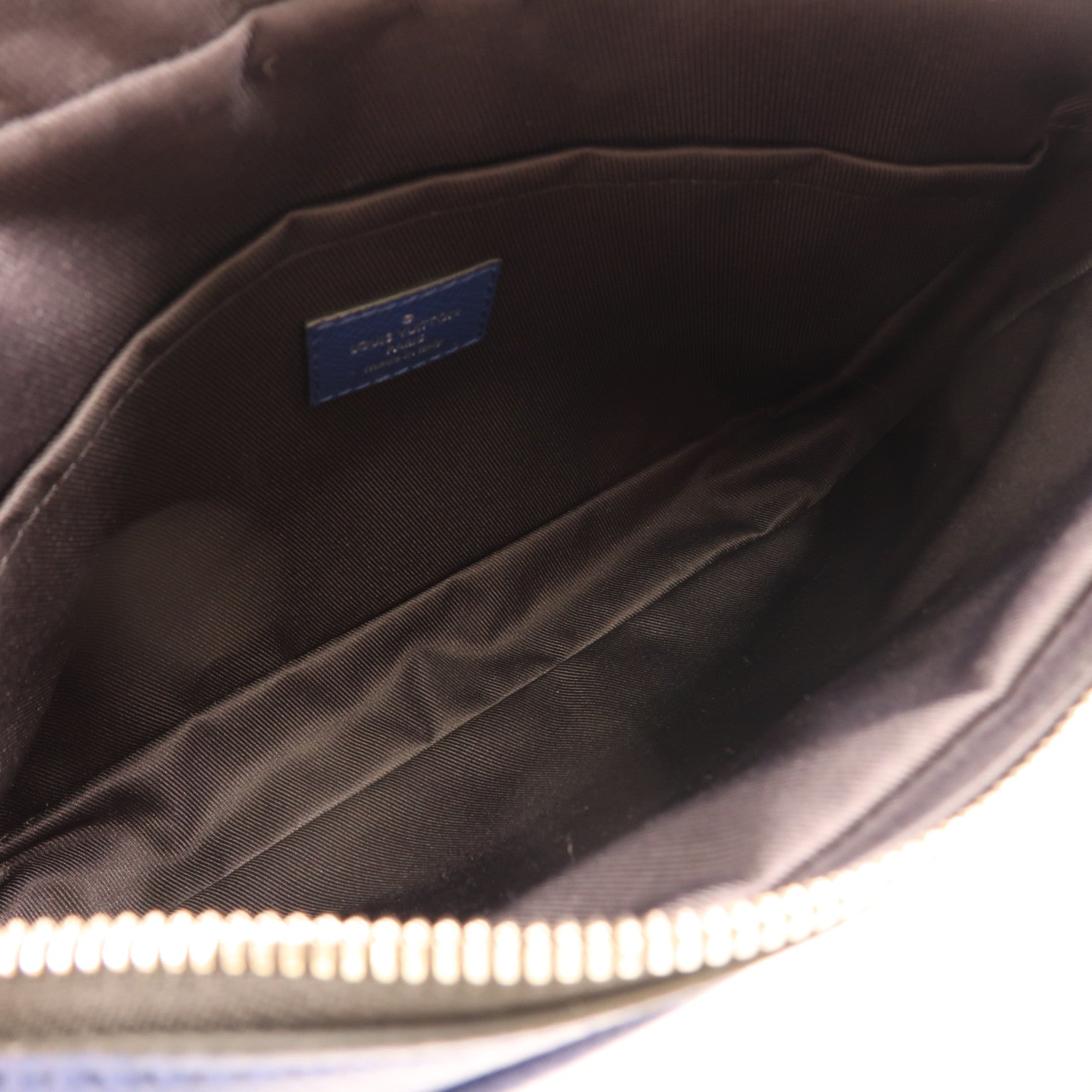 LOUIS VUITTON LV SHW  Outdoor Messenger Shoulder Bag M30242 Taiga/Monogram Blue