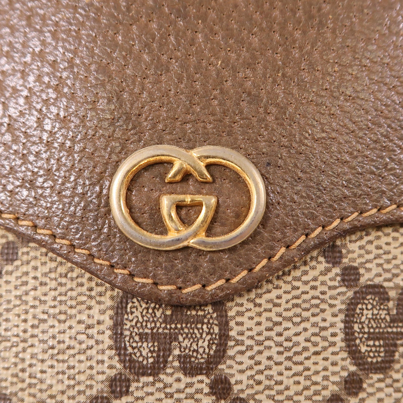 GUCCI GG GHW Vintage Shoulder Bag 01-37-4001 Coated Canvas Brown