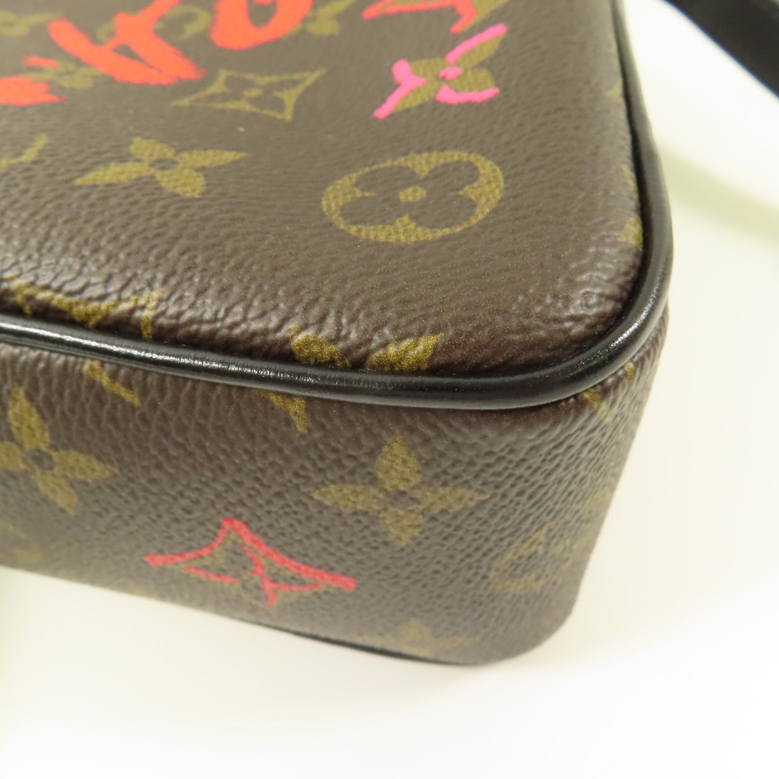 LOUIS VUITTON 【激減優惠】Monogram Sac Coeur Fall In Love金扣肩背袋