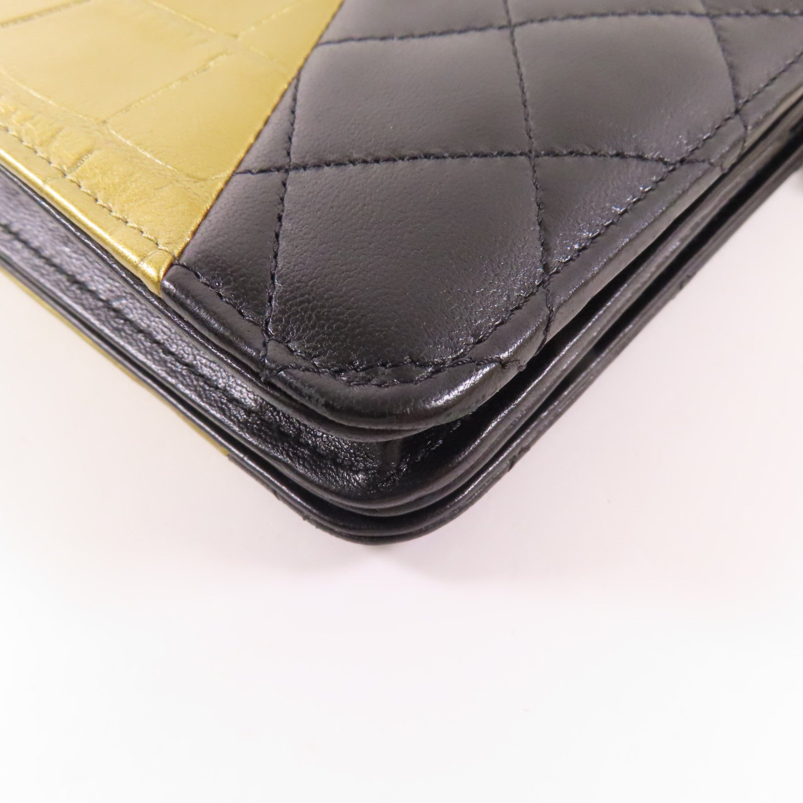 CHANEL 牛皮/羊皮皮革2.55金扣鏈帶肩背袋