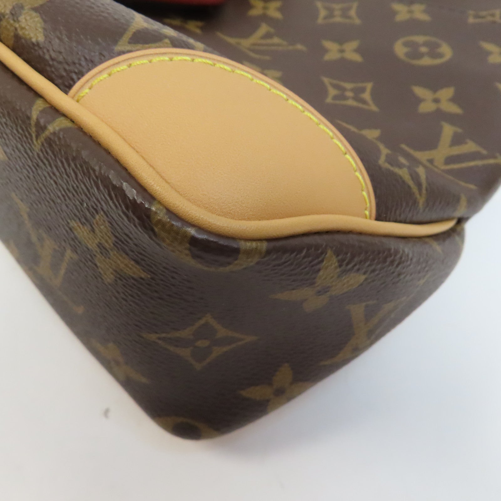 LOUIS VUITTON Monogram Odeon PM金扣肩背袋啡色