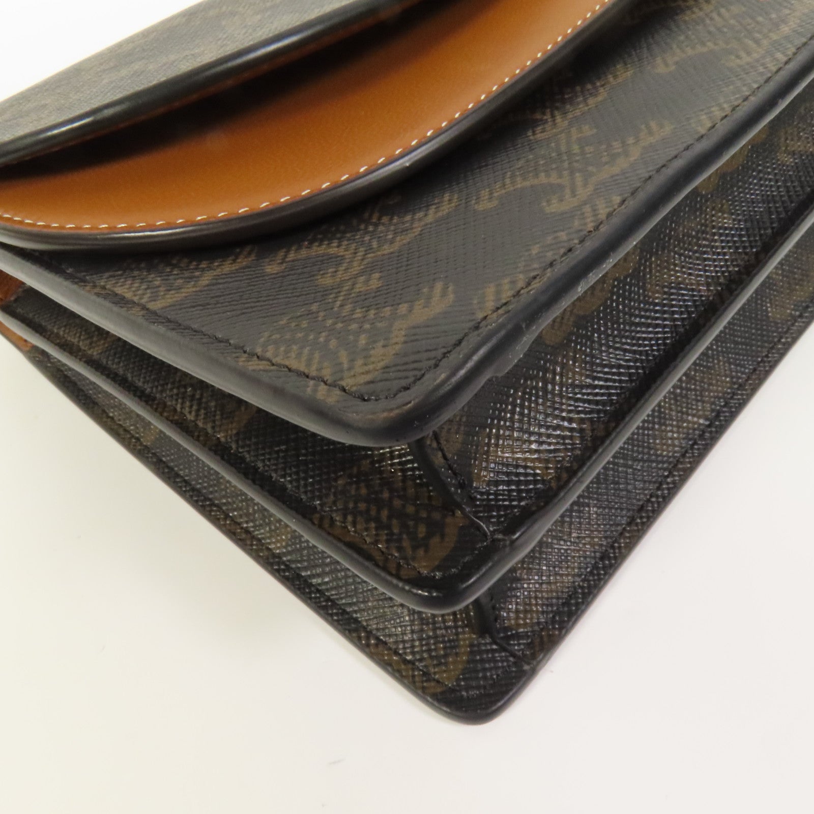 CELINE 塗層帆布Wallet On Strap肩背袋