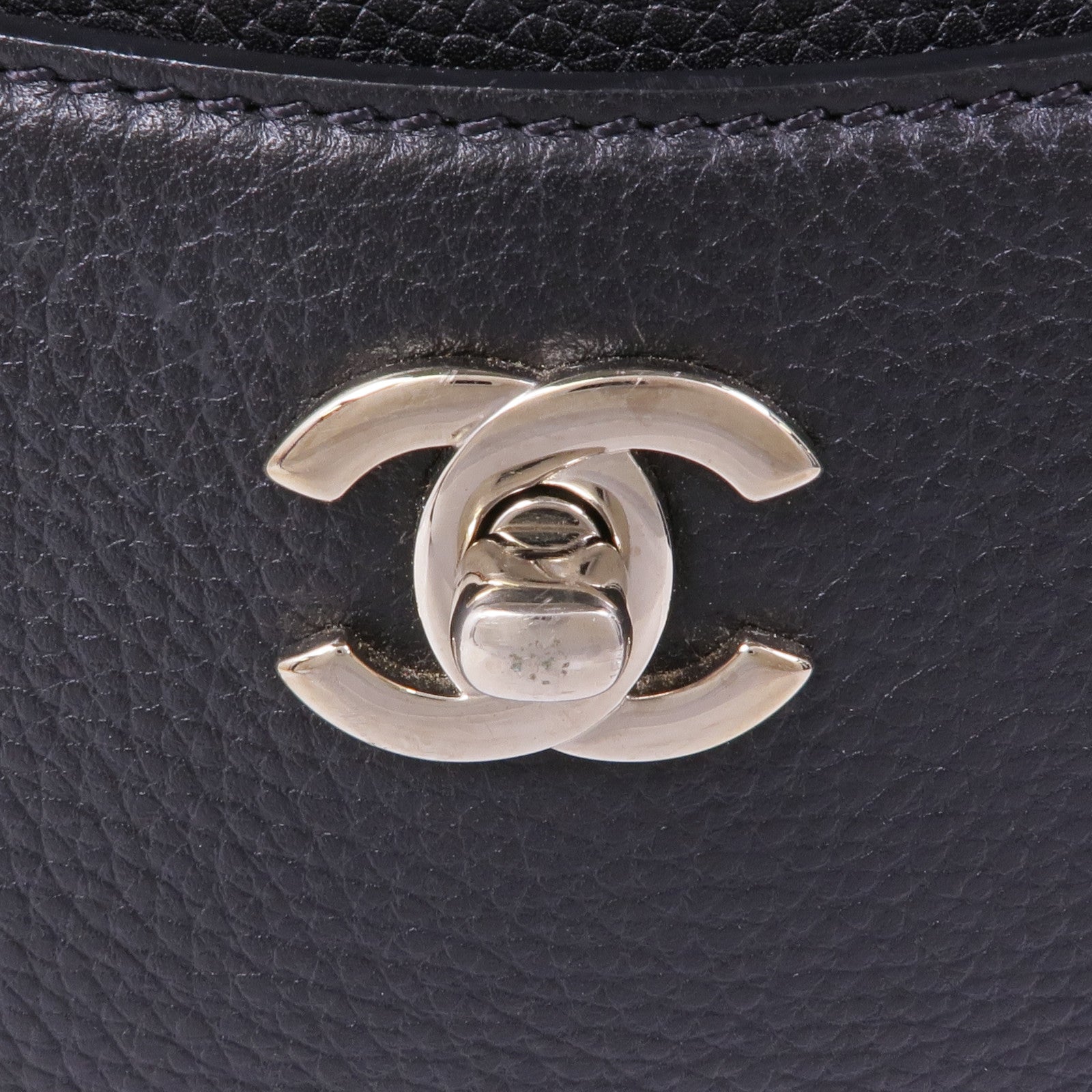 CHANEL 牛皮皮革Handbag銀扣手挽袋