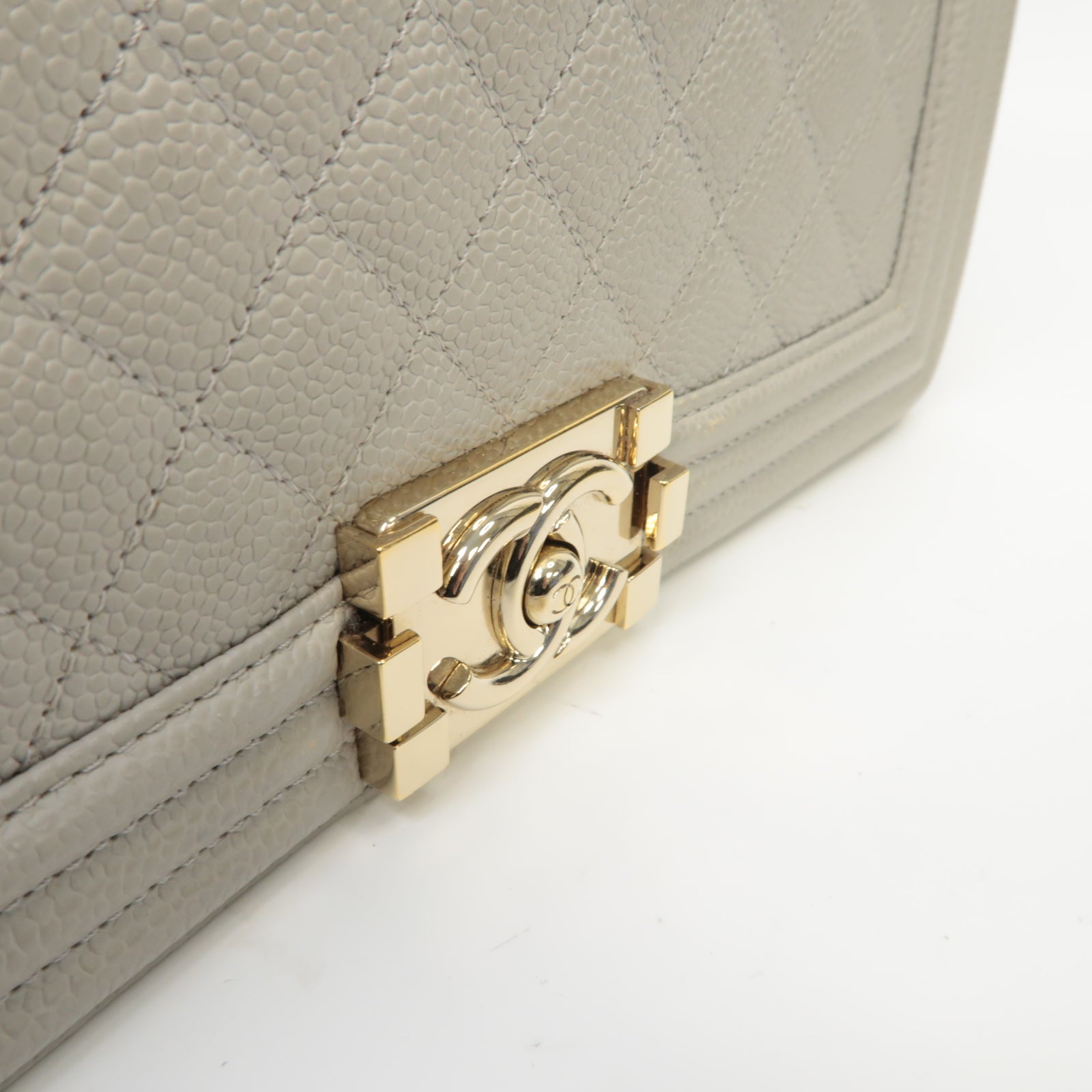 CHANEL 菱格Caviar皮革Boy 25cm金扣鏈帶肩背袋灰色