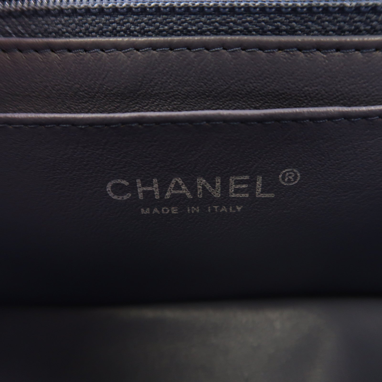 CHANEL 菱格羊皮皮革Classic銀扣鏈帶肩背袋紫色
