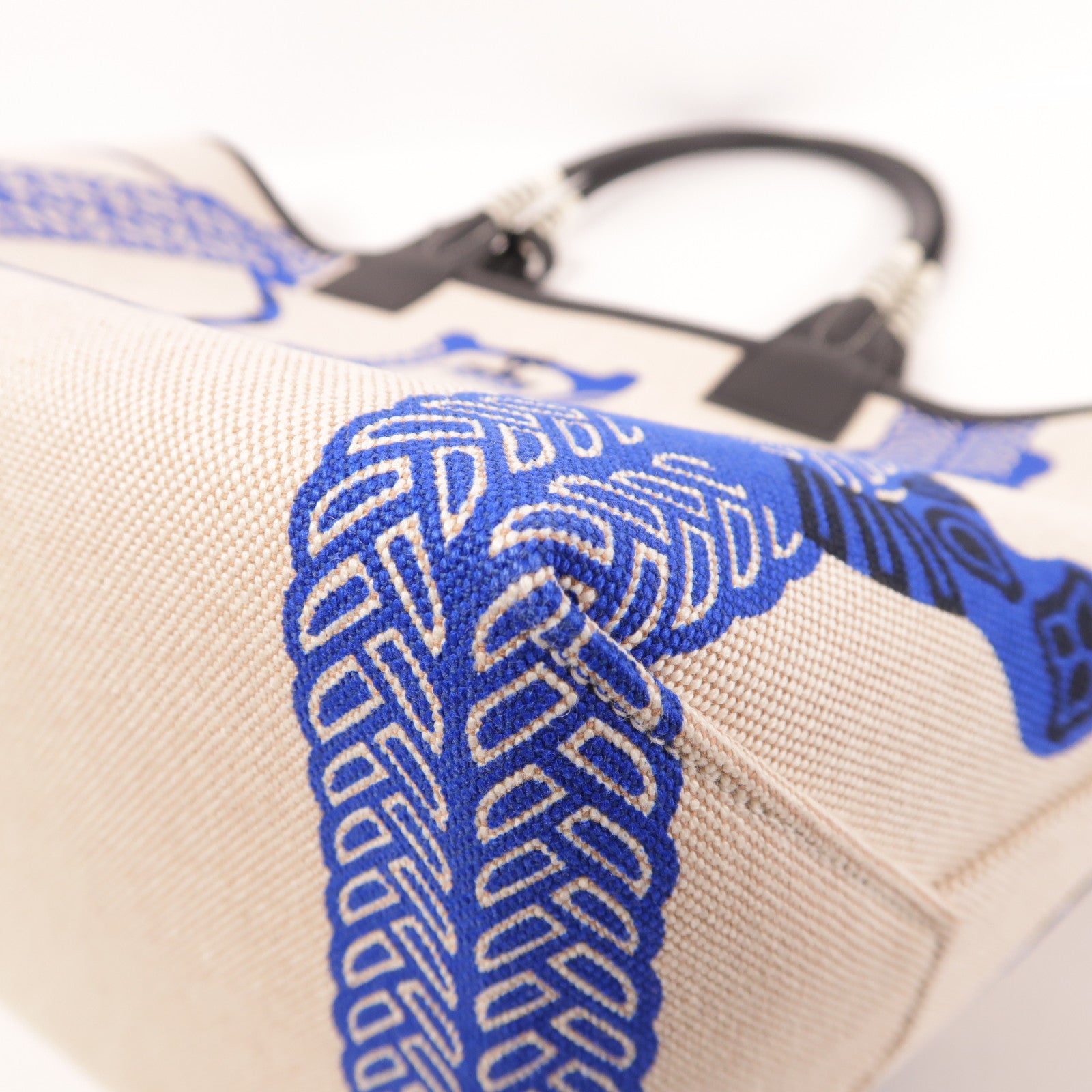 HERMES 帆布Steeple 28肩背袋