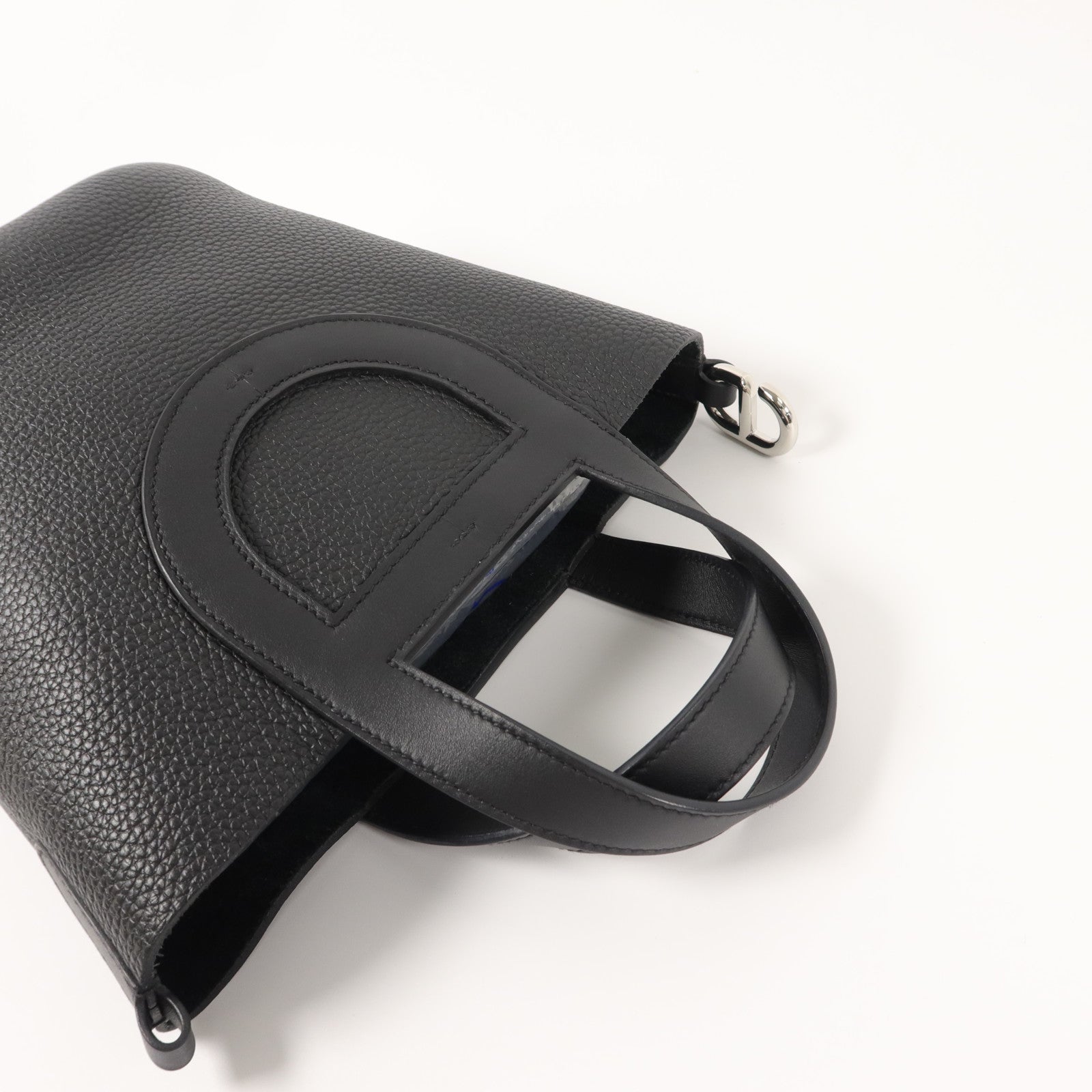 HERMES Clemence皮革In The Loop 18手挽袋Noir