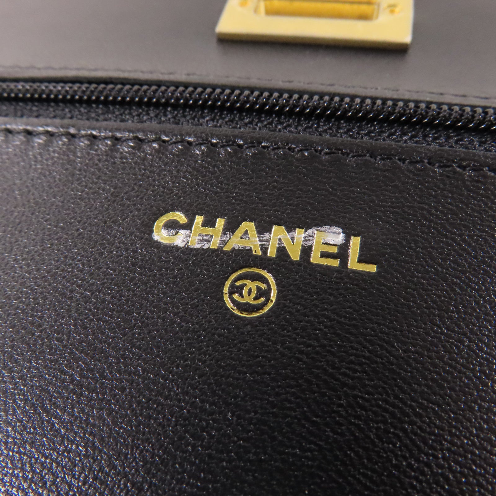 CHANEL 牛皮/羊皮皮革2.55金扣鏈帶肩背袋