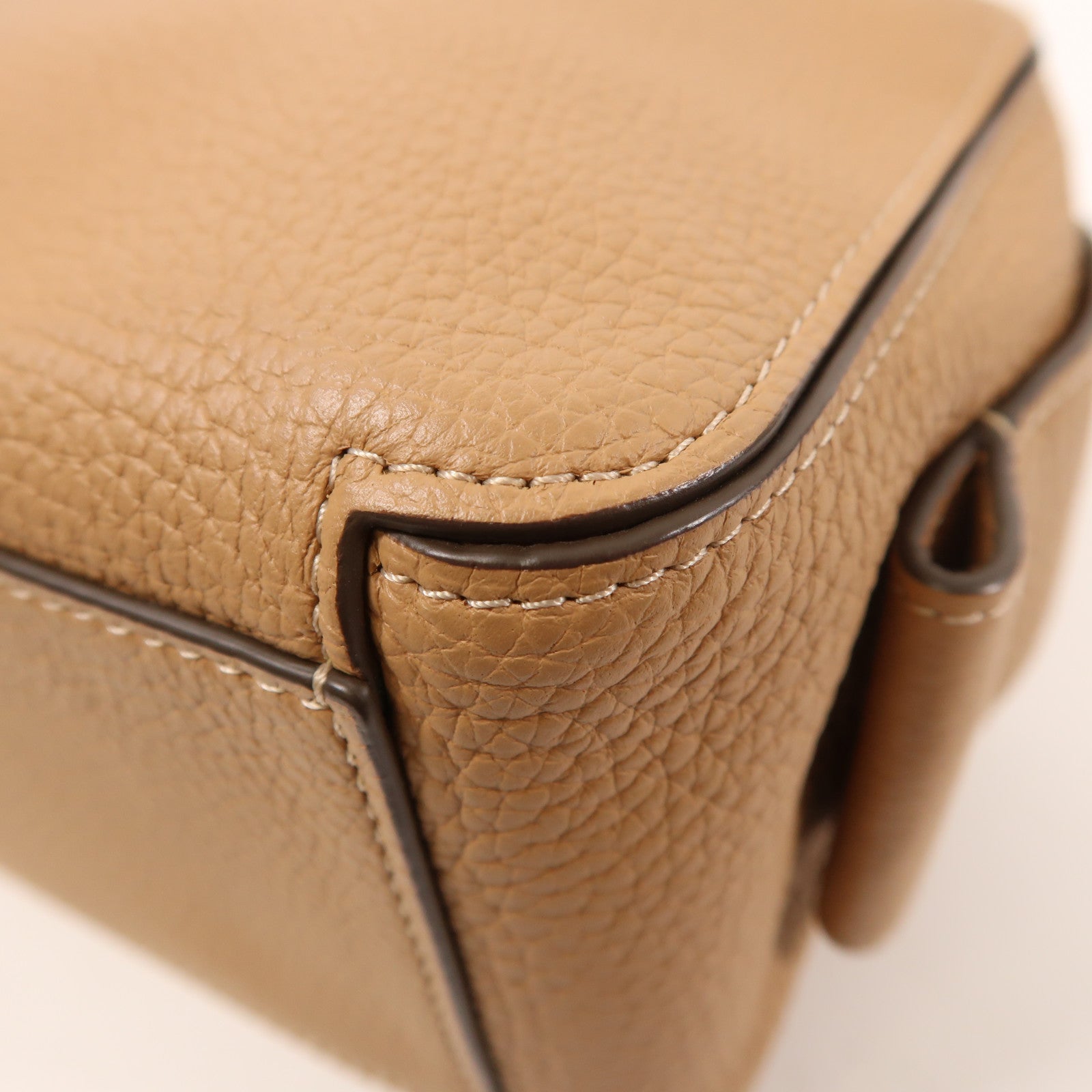 Delvaux 牛皮皮革Delvaux Cool Box Mini金扣手挽肩背兩用袋