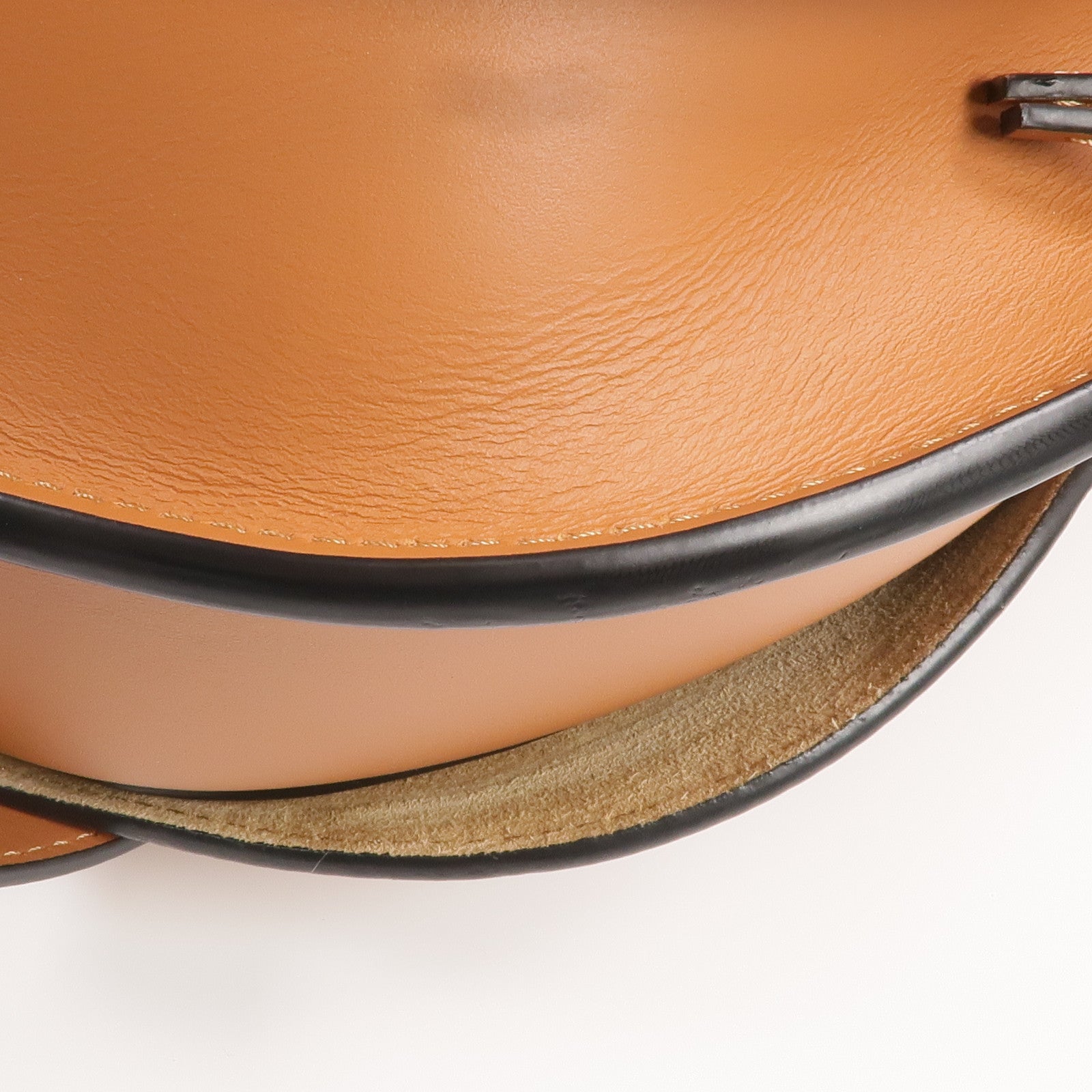 LOEWE 牛皮皮革Gate Small金扣肩背袋