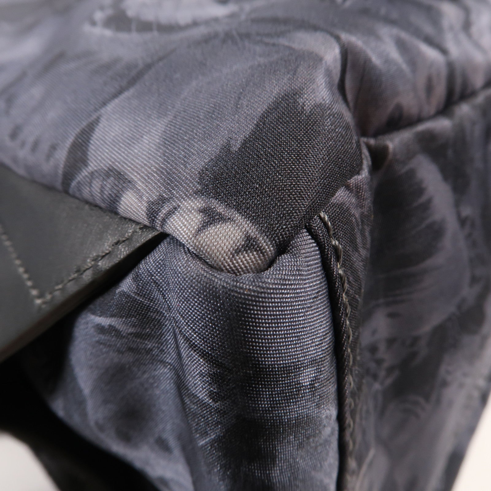 Valentino 帆布Rucksack銀扣背包