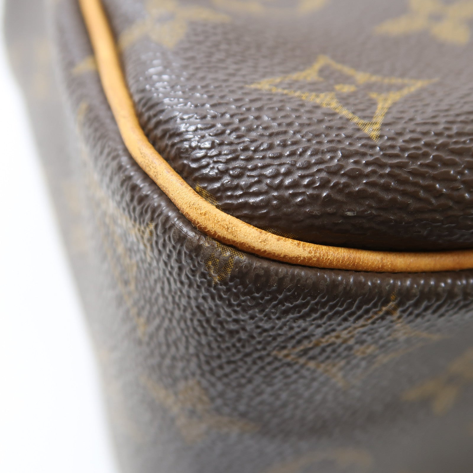 LOUIS VUITTON Monogram Cite金扣肩背袋啡色
