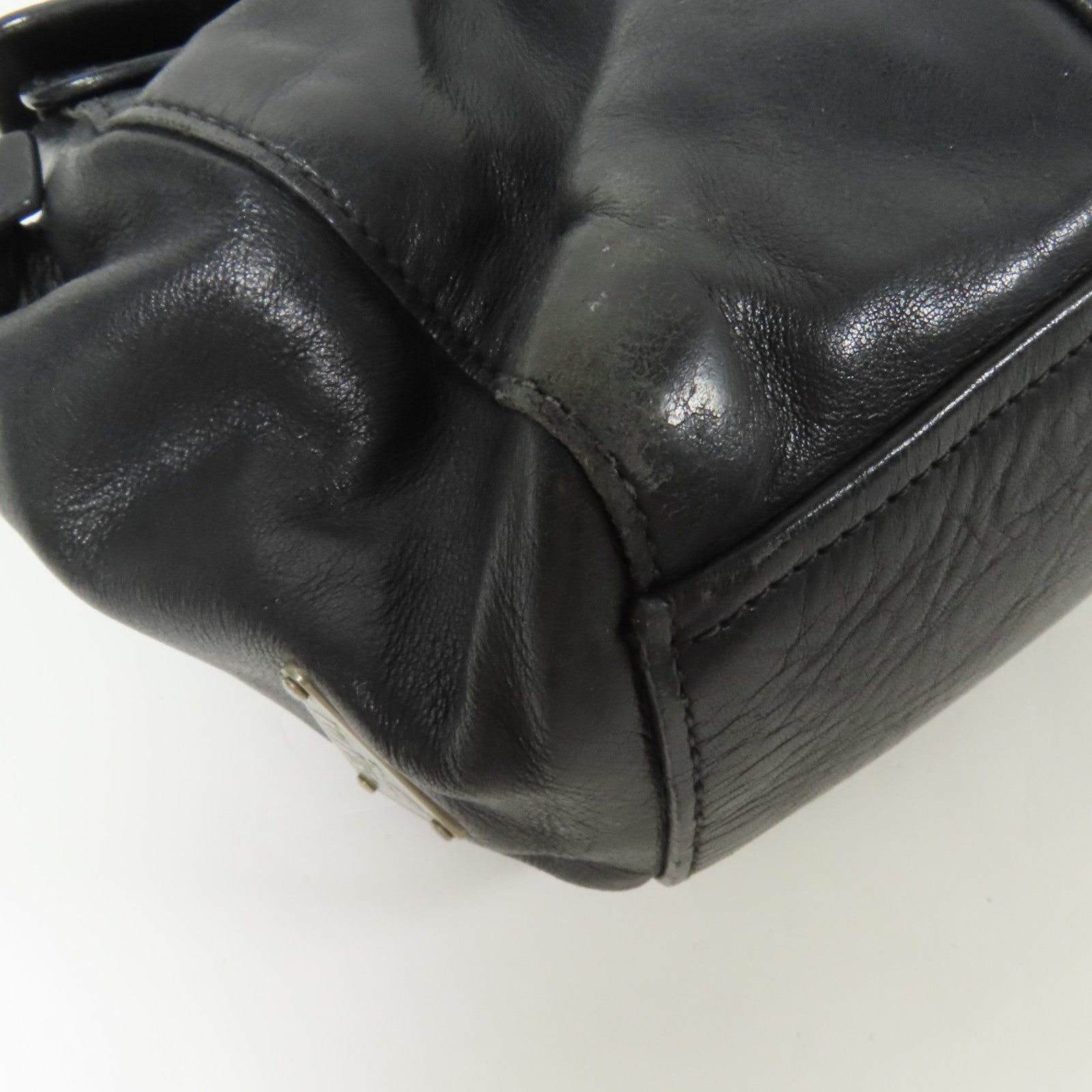 PRADA 牛皮皮革Shoulder Bag銀扣肩背袋