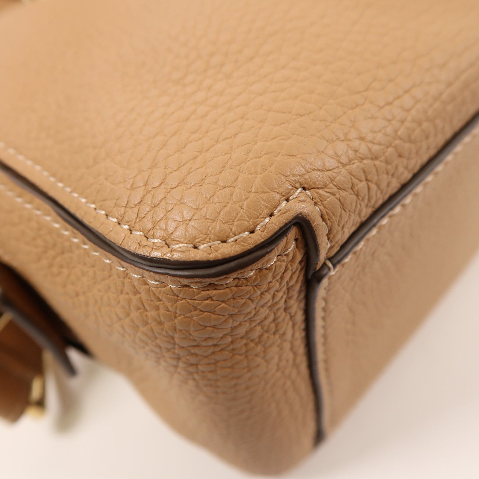 Delvaux 牛皮皮革Delvaux Cool Box Mini金扣手挽肩背兩用袋