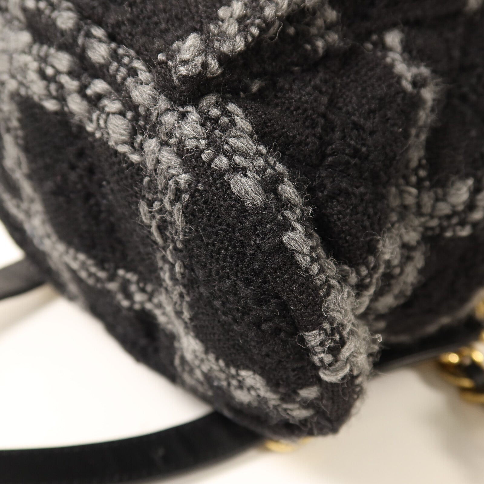 CHANEL Tweed Duma Tweed Backpack金扣鏈帶背包