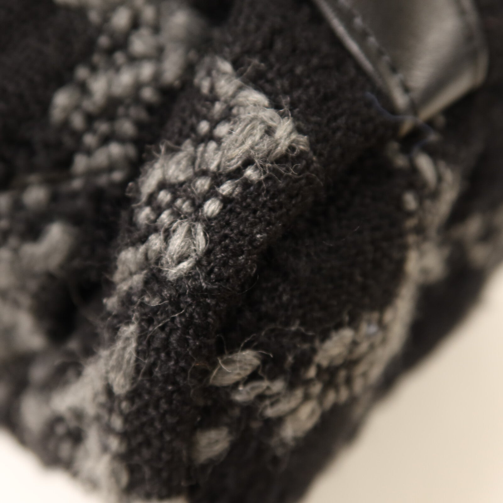 CHANEL Tweed Duma Tweed Backpack金扣鏈帶背包