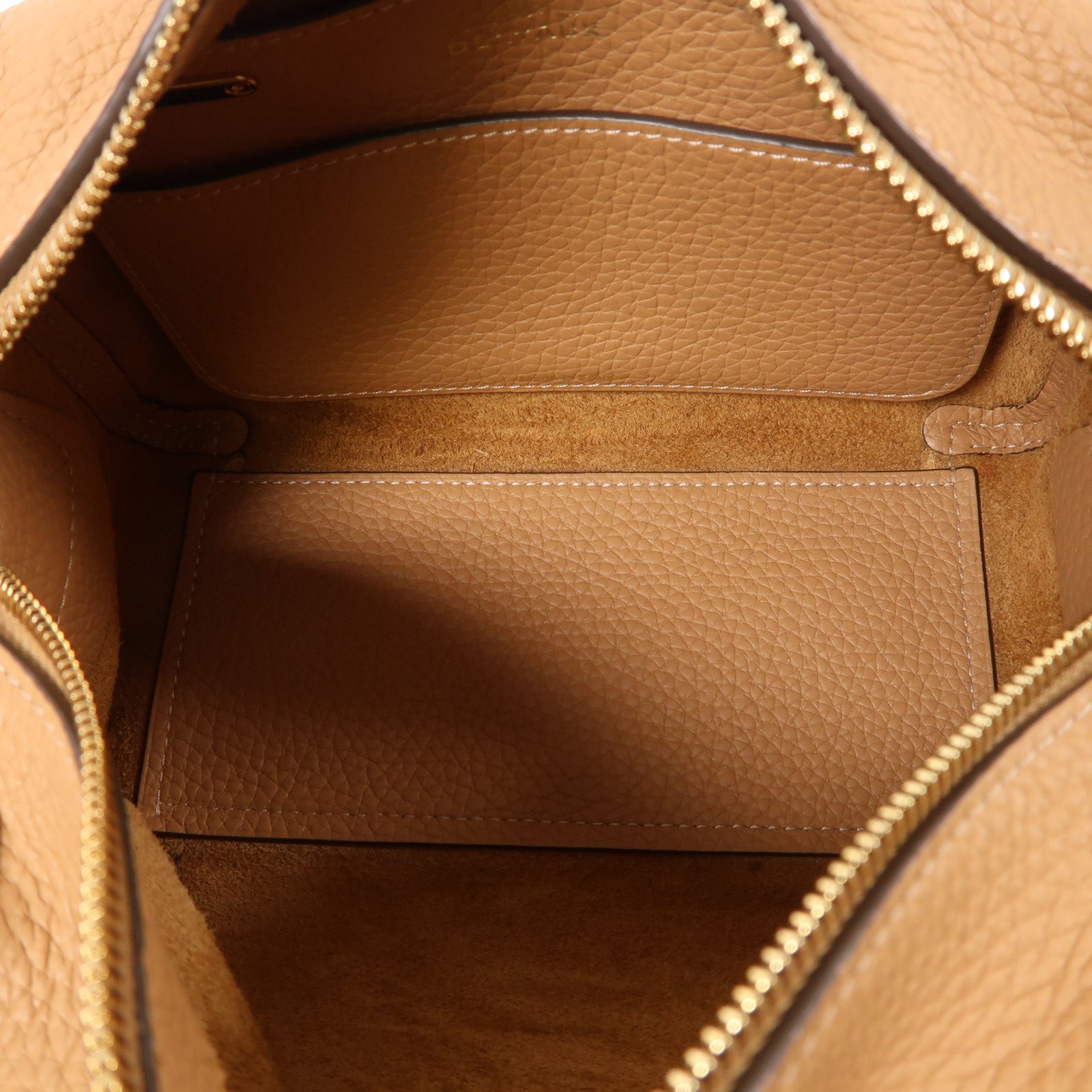 Delvaux 牛皮皮革Delvaux Cool Box Mini金扣手挽肩背兩用袋