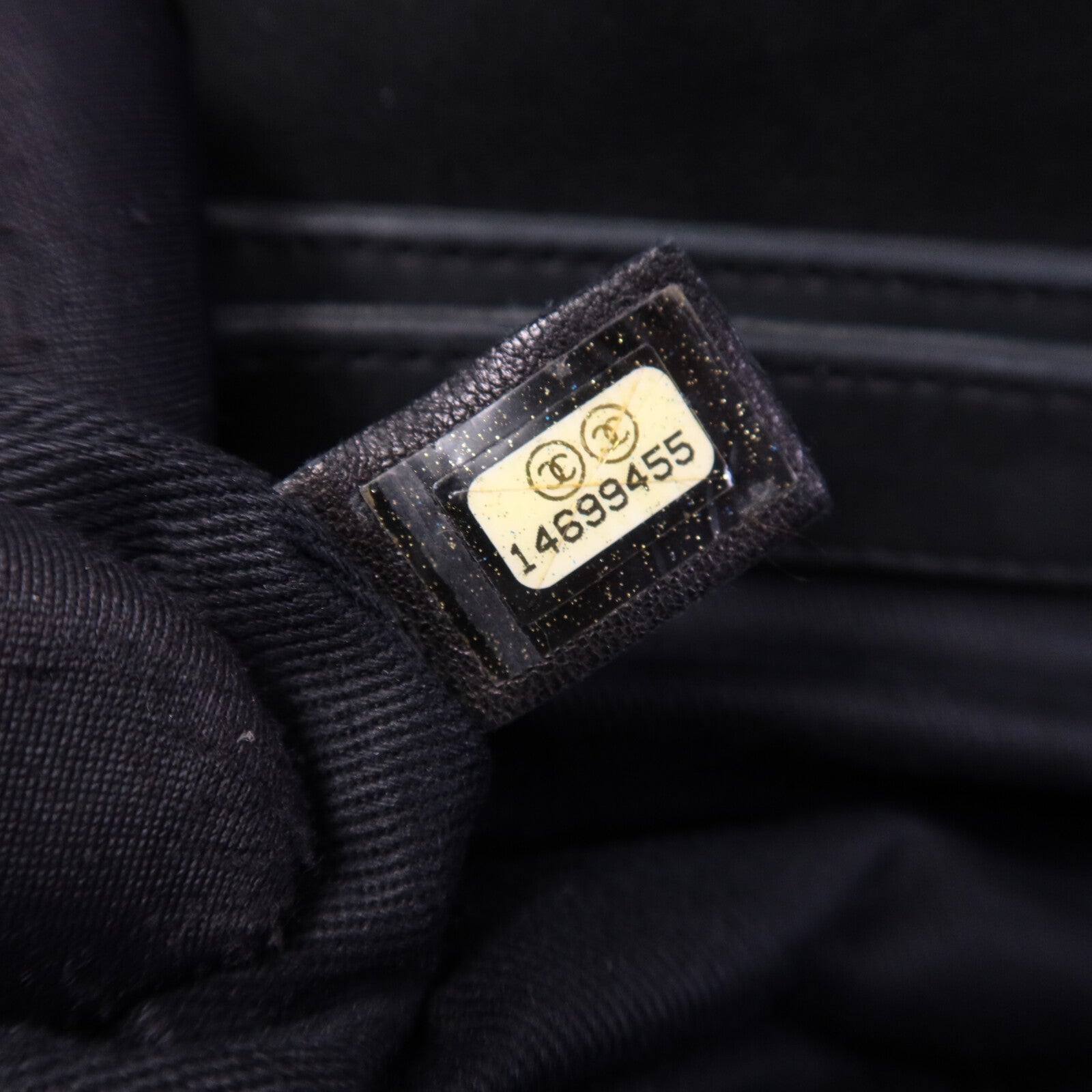 CHANEL 牛皮皮革Chain Shoulder Bag鏈帶肩背袋
