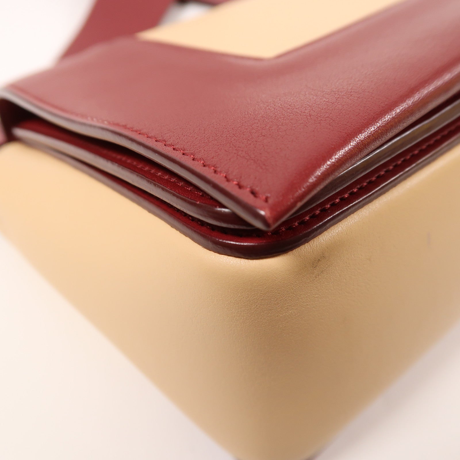 CELINE 【激減優惠】牛皮皮革Frame Bag金扣肩背袋