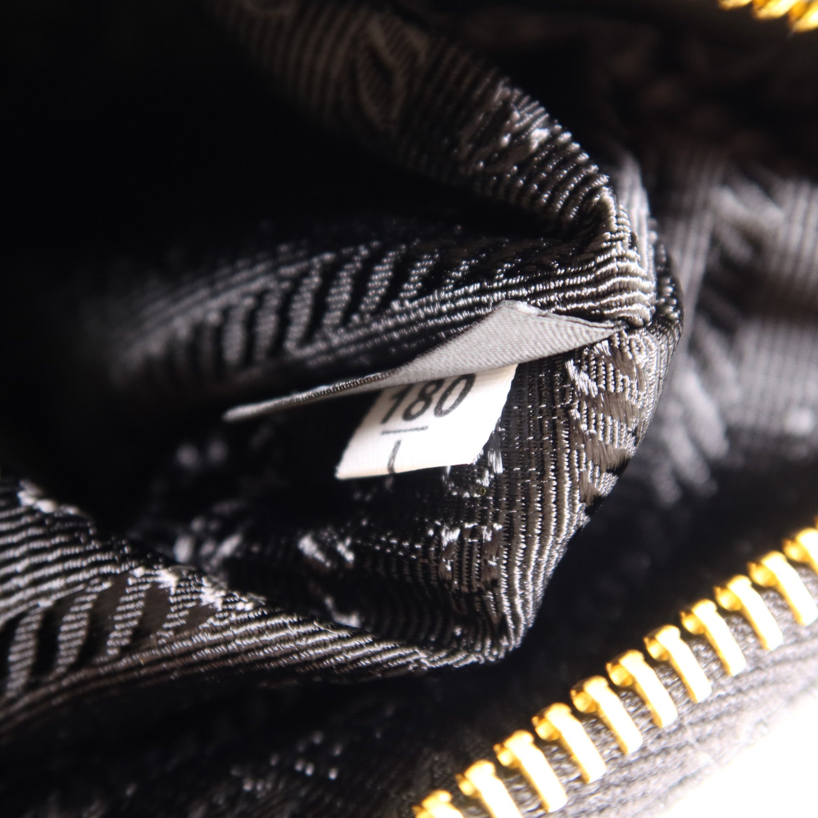 PRADA GHW Re-Edition 2005 Shoulder Bag Saffiano Leather Black 7501