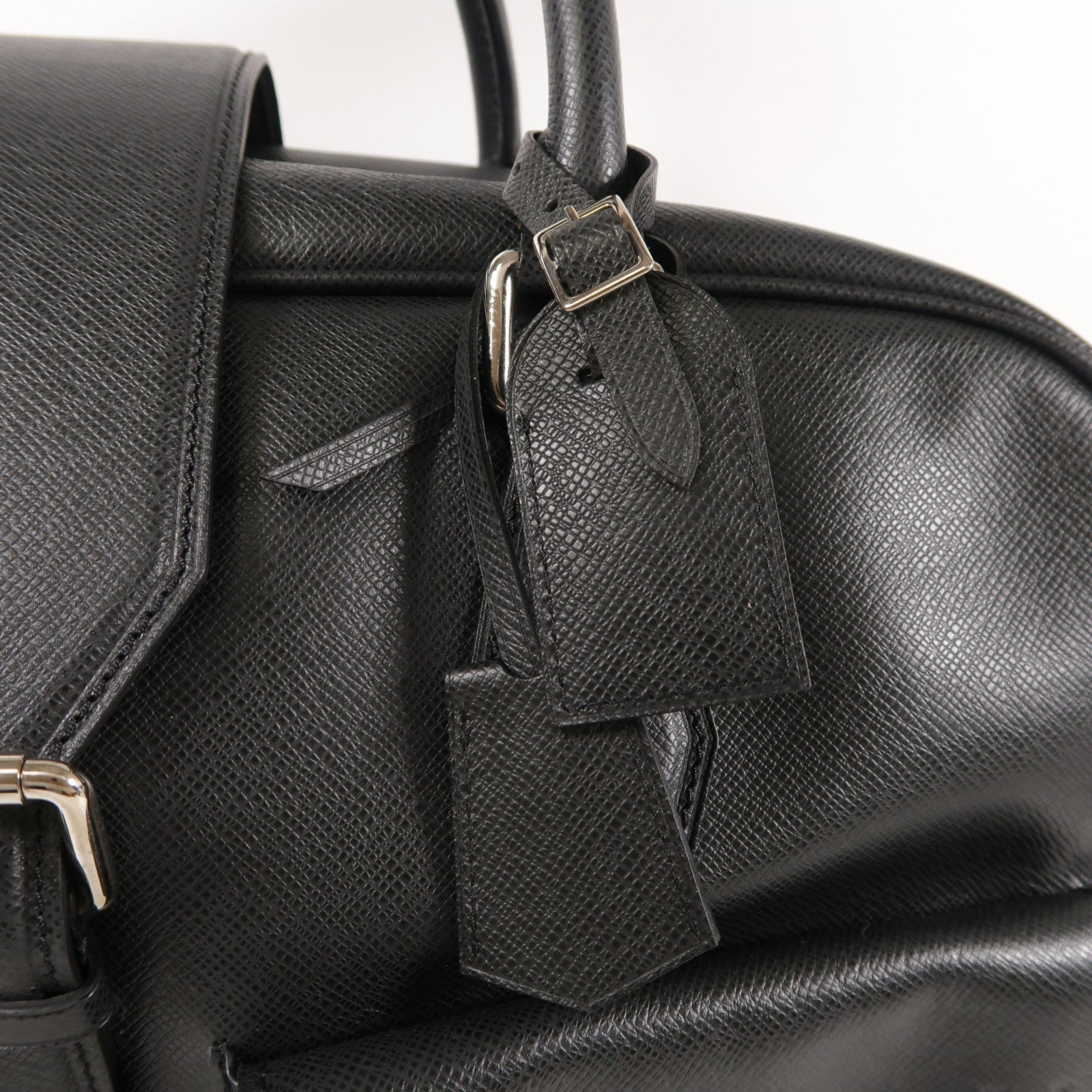 LOUIS VUITTON Taiga Ivan Travel Bag銀扣手挽袋
