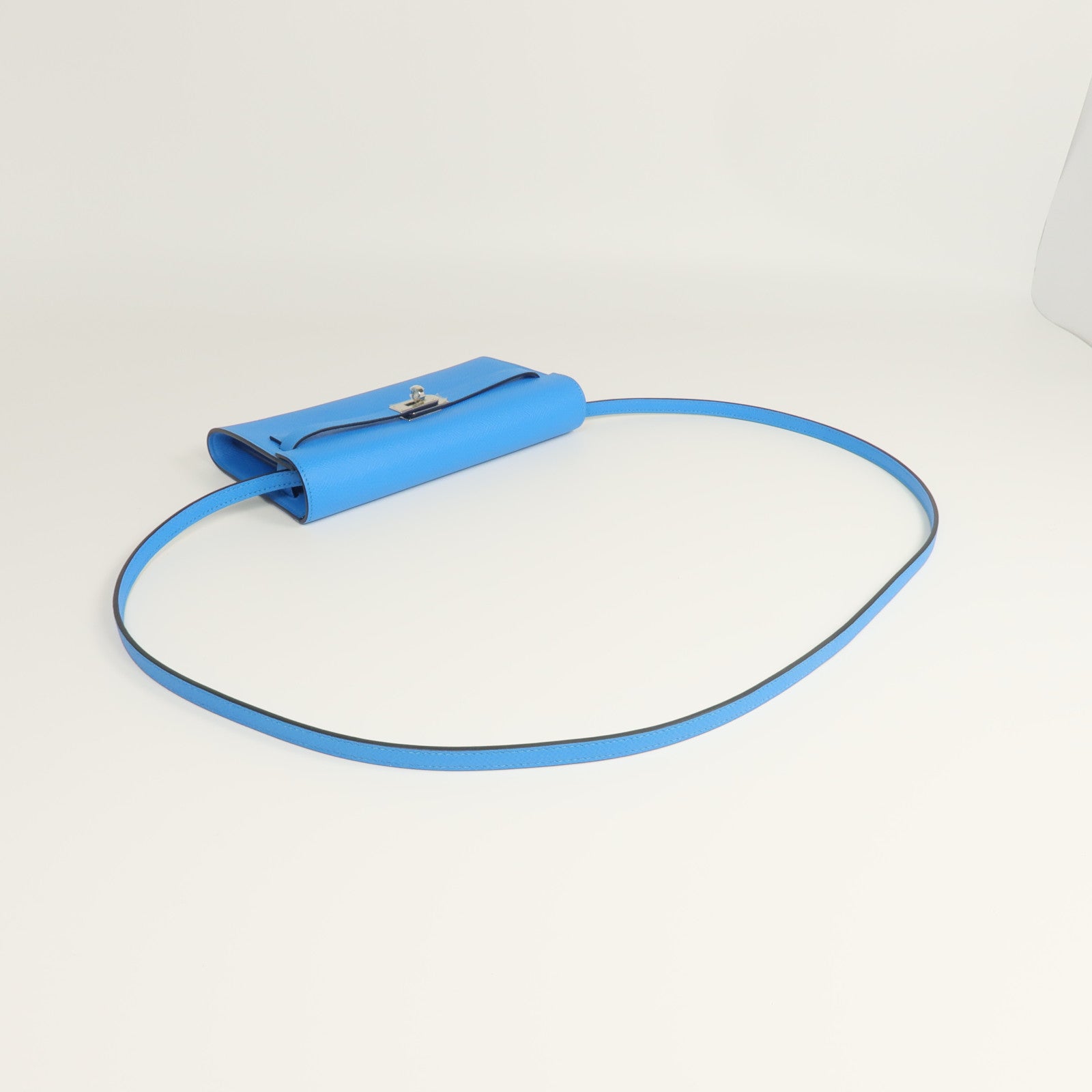 HERMES Epsom皮革Kelly To Go銀扣肩背袋Bleu Frida/Rouge Sellier
