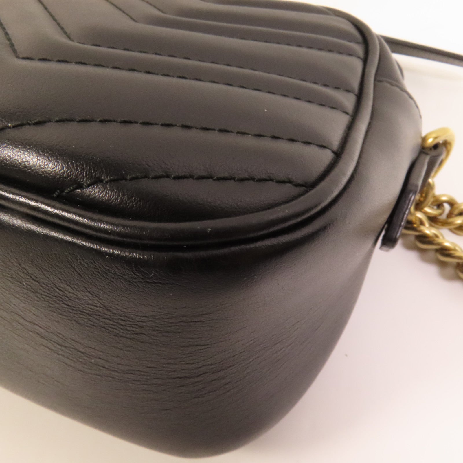 GUCCI 牛皮皮革GG Marmont Small金扣鏈帶肩背袋