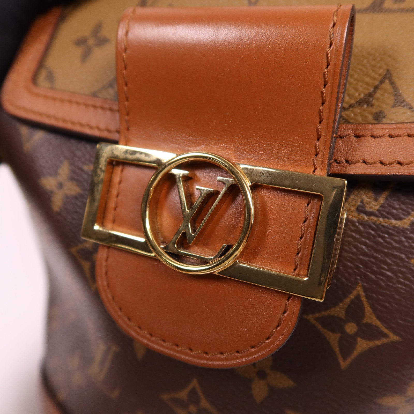 LOUIS VUITTON Monogram Reverse Dauphine Backpack背包
