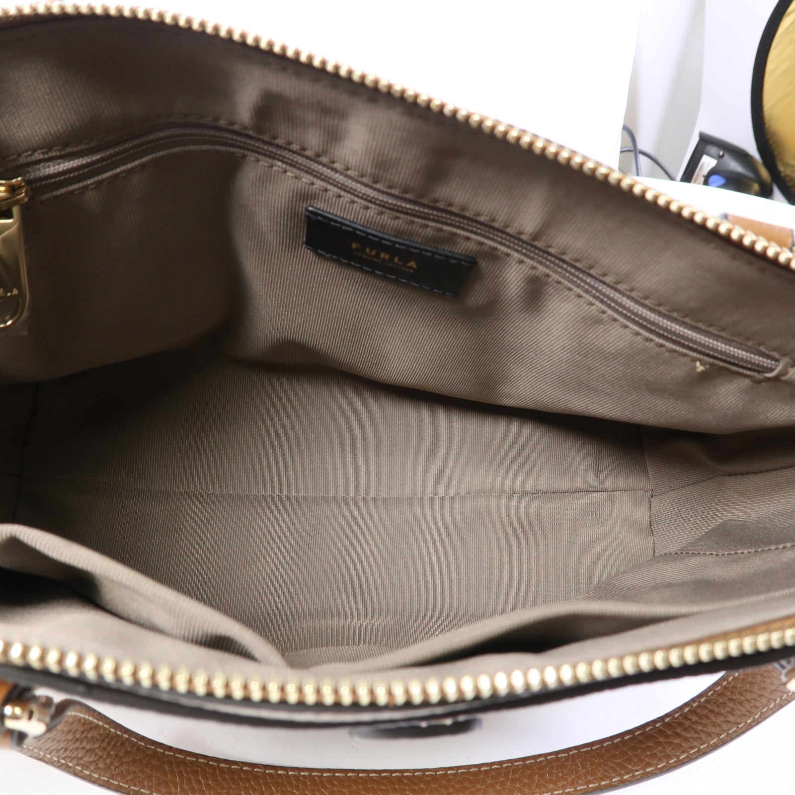 Furla 牛皮皮革Shoulder Bag金扣手挽肩背兩用袋