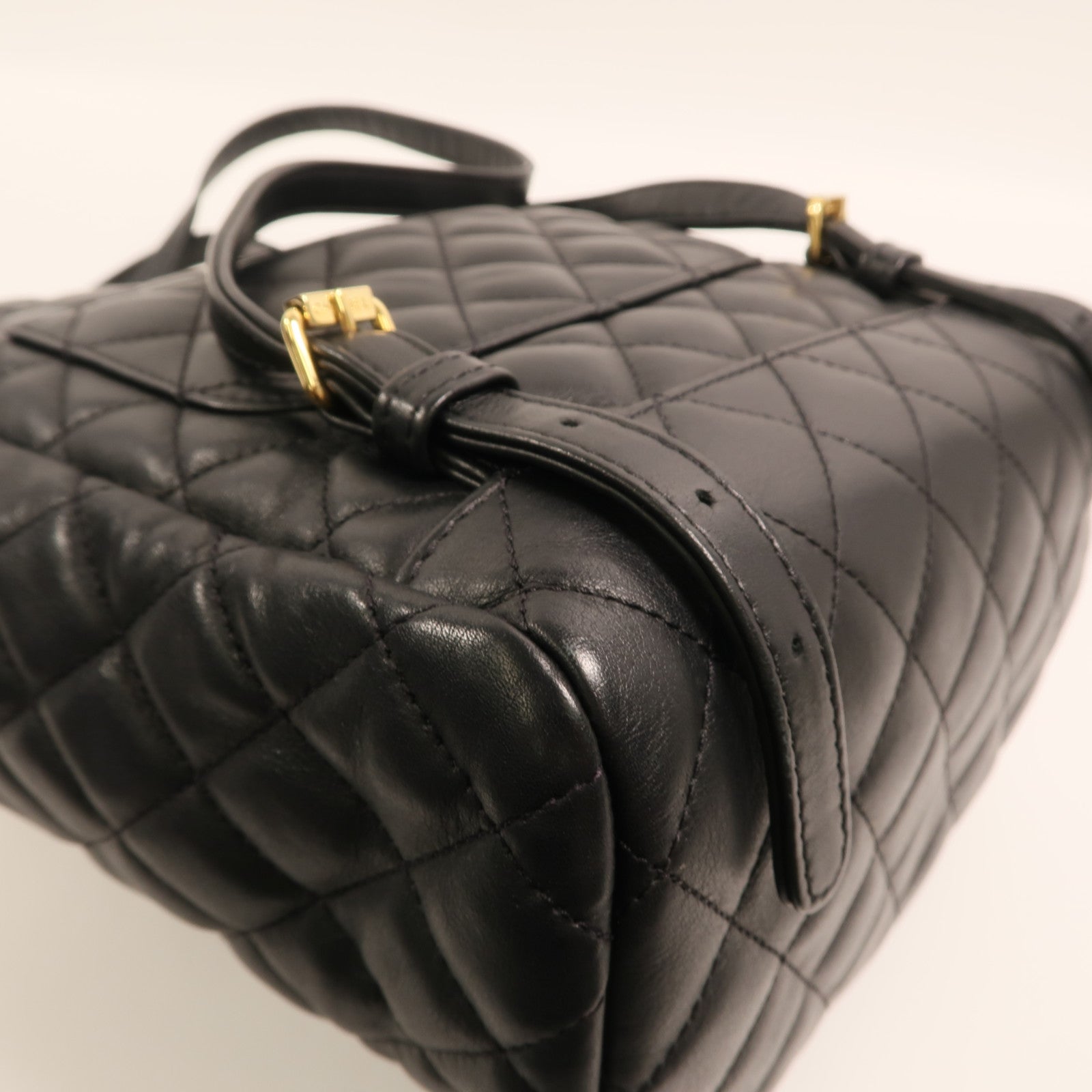 CHANEL 羊皮皮革Backpack Small金扣背包