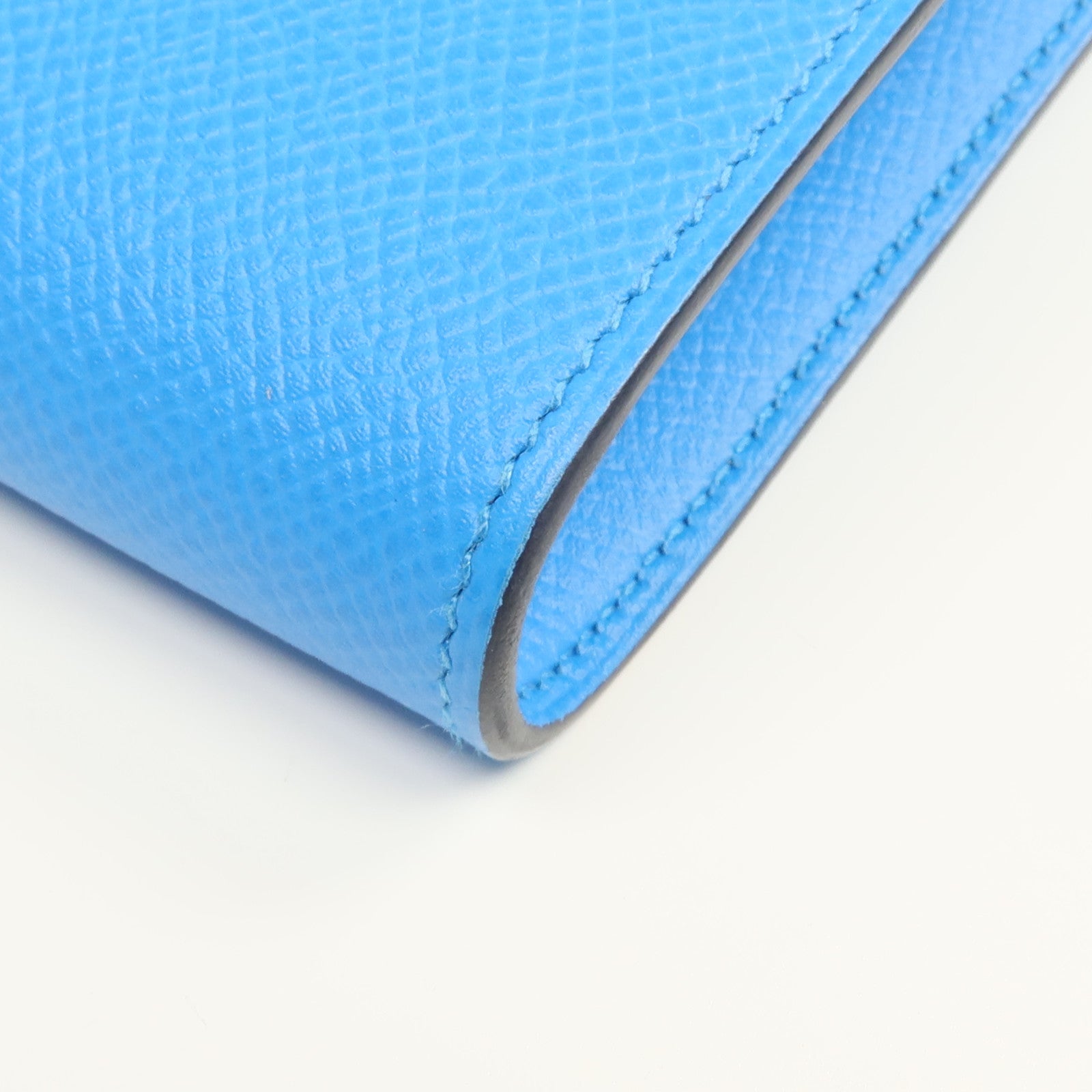 HERMES Epsom皮革Kelly To Go銀扣肩背袋Bleu Frida/Rouge Sellier