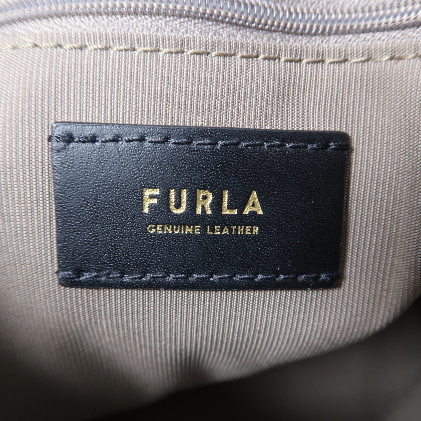 Furla 牛皮皮革Shoulder Bag金扣手挽肩背兩用袋