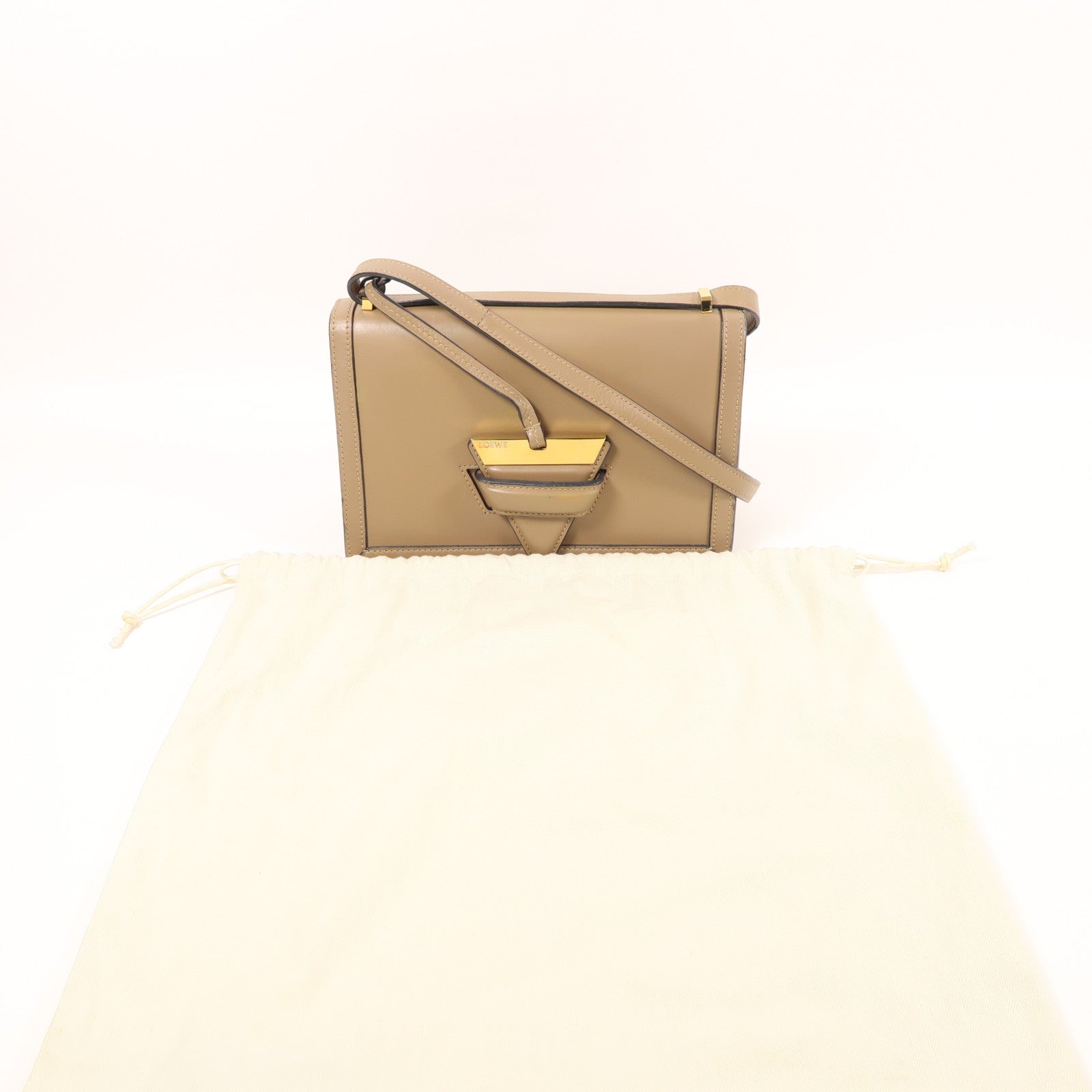 LOEWE 牛皮皮革Barcelona Bag金扣肩背袋