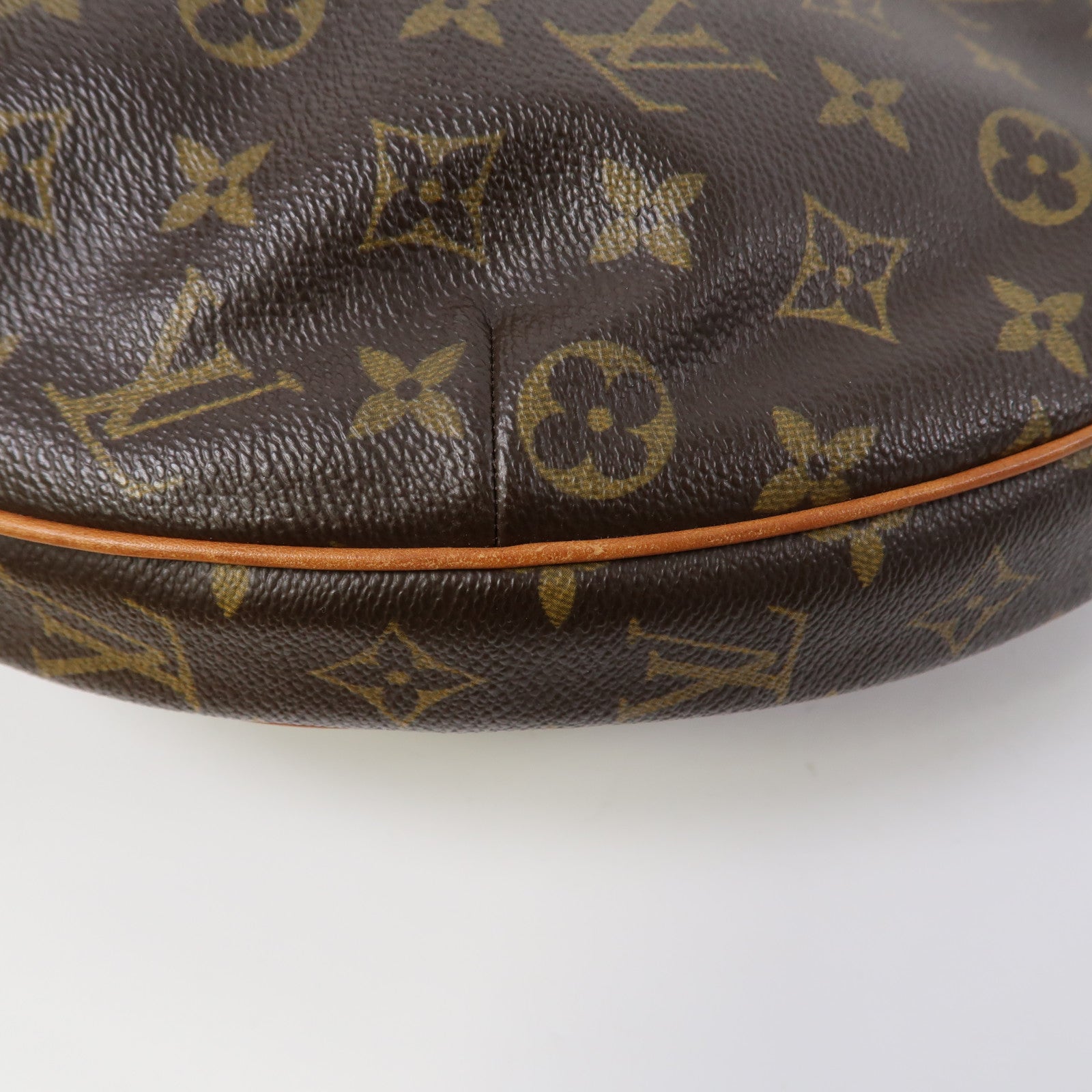 LOUIS VUITTON Monogram Croissant GM金扣肩背袋啡色