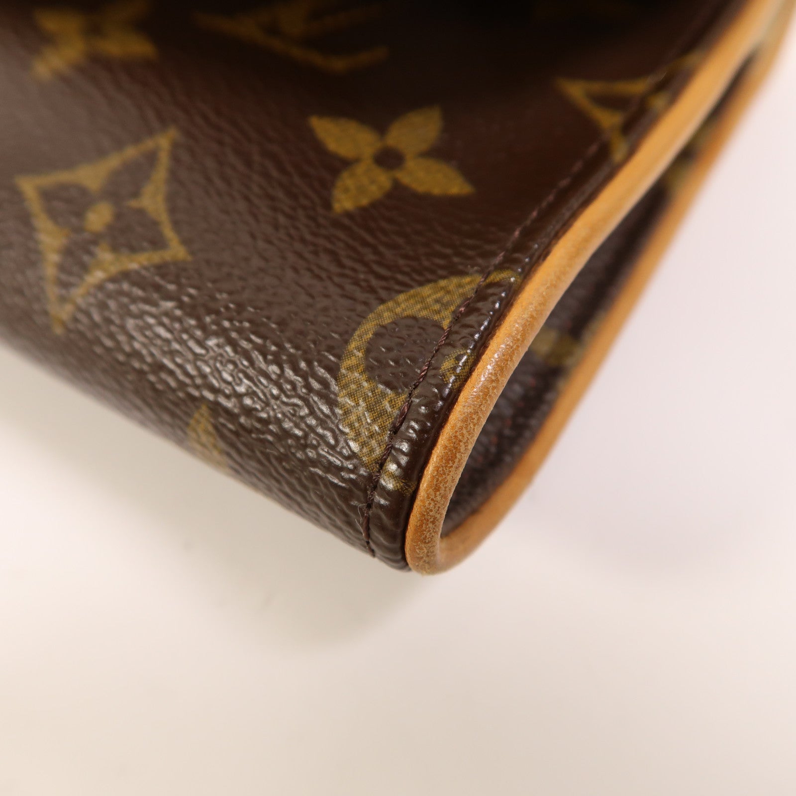 LOUIS VUITTON Monogram Pochette Twin GM金扣肩背袋