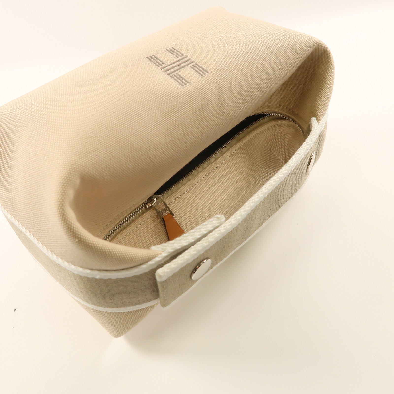 HERMES 帆布Bride A Brac Case銀扣手拿包米色