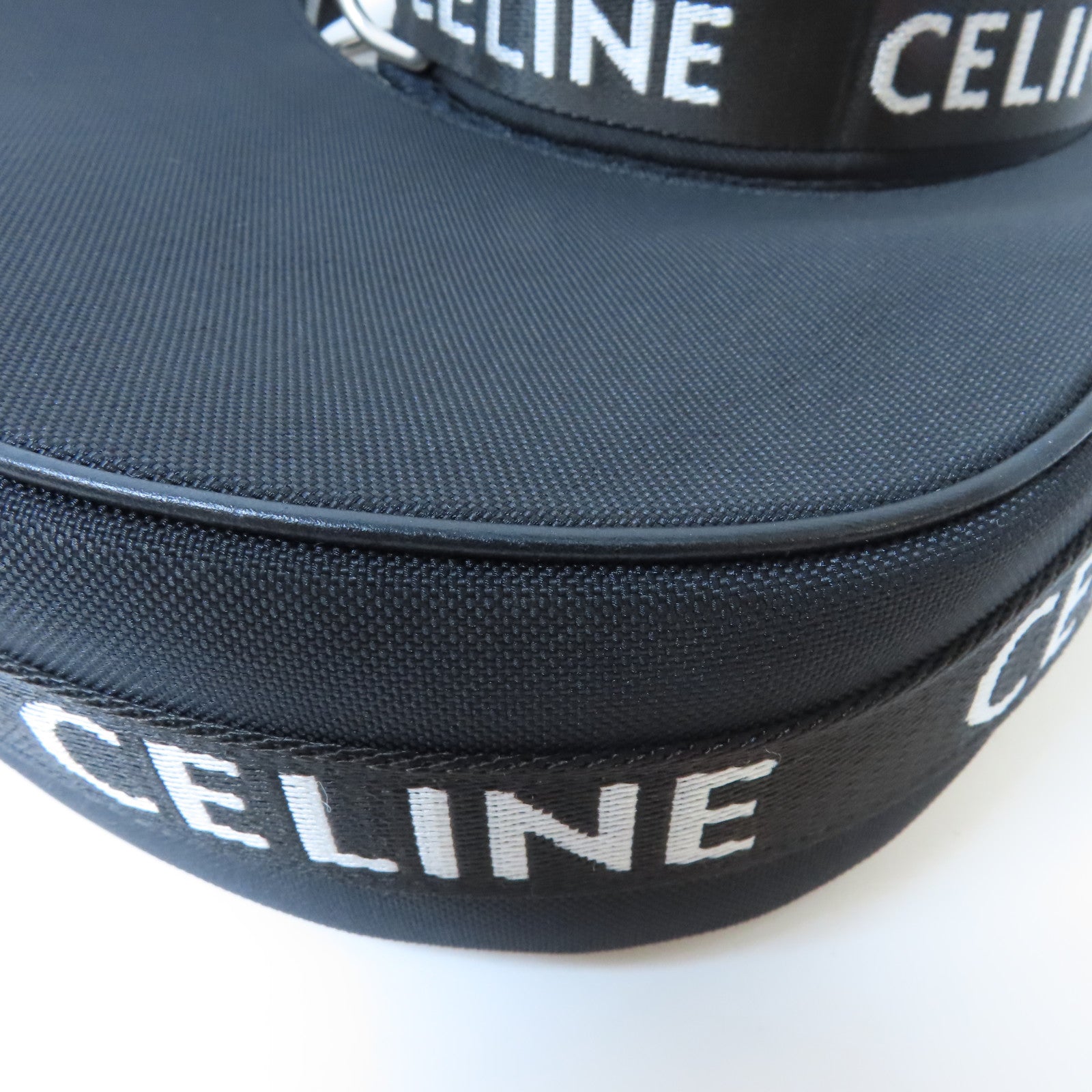 CELINE 帆布Ava銀扣肩背袋黑色