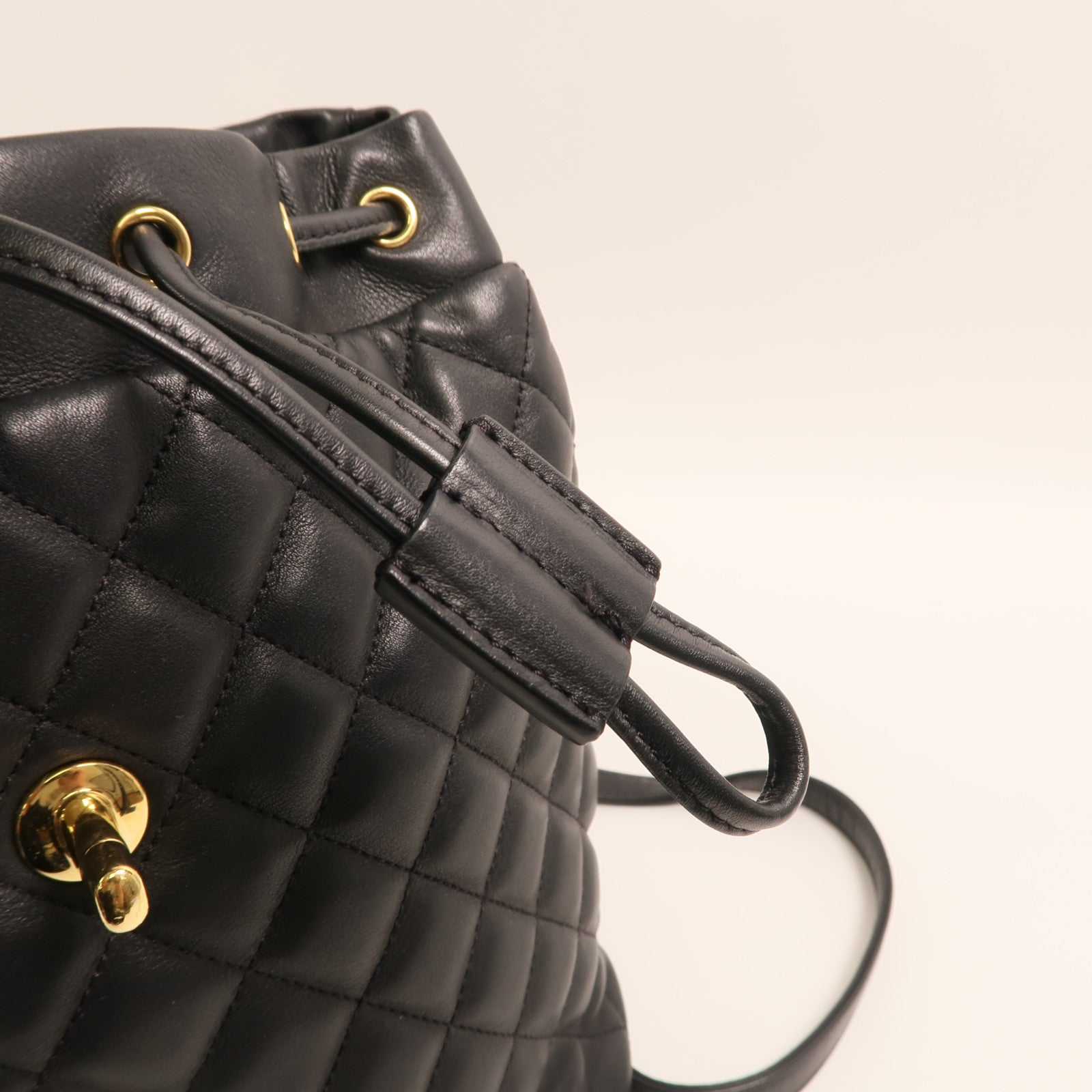 CHANEL 羊皮皮革Backpack Small金扣背包