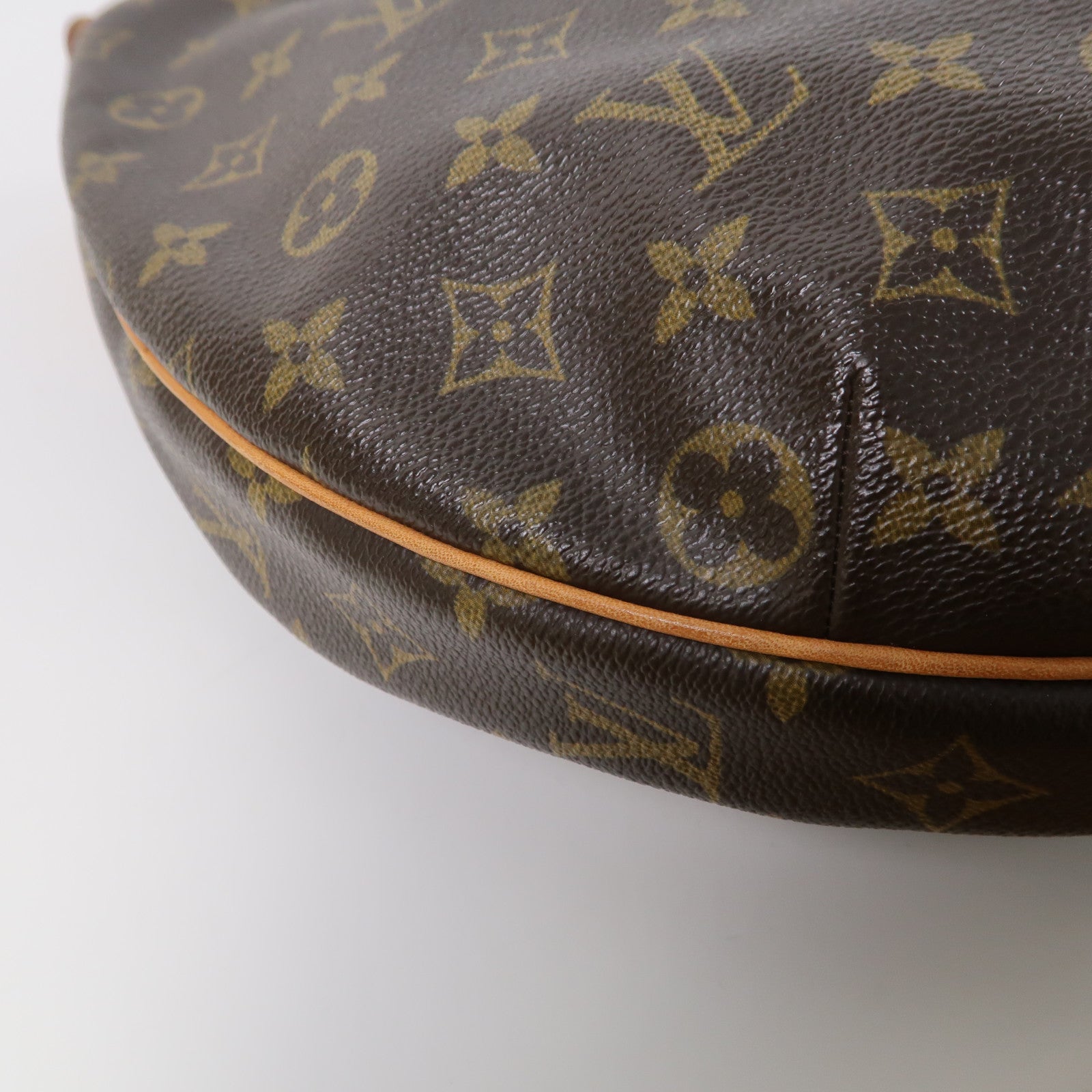 LOUIS VUITTON Monogram Croissant GM金扣肩背袋啡色