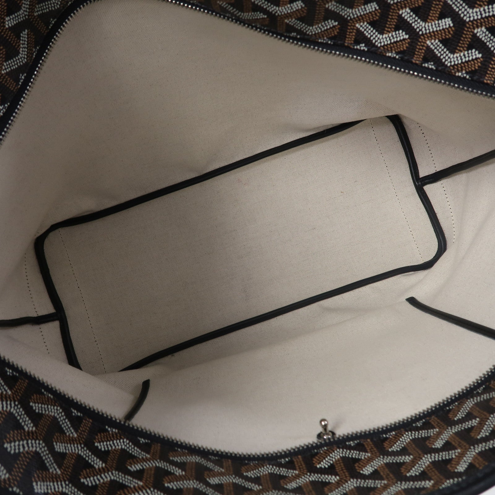 GOYARD 塗層帆布Artois銀扣肩背袋黑色