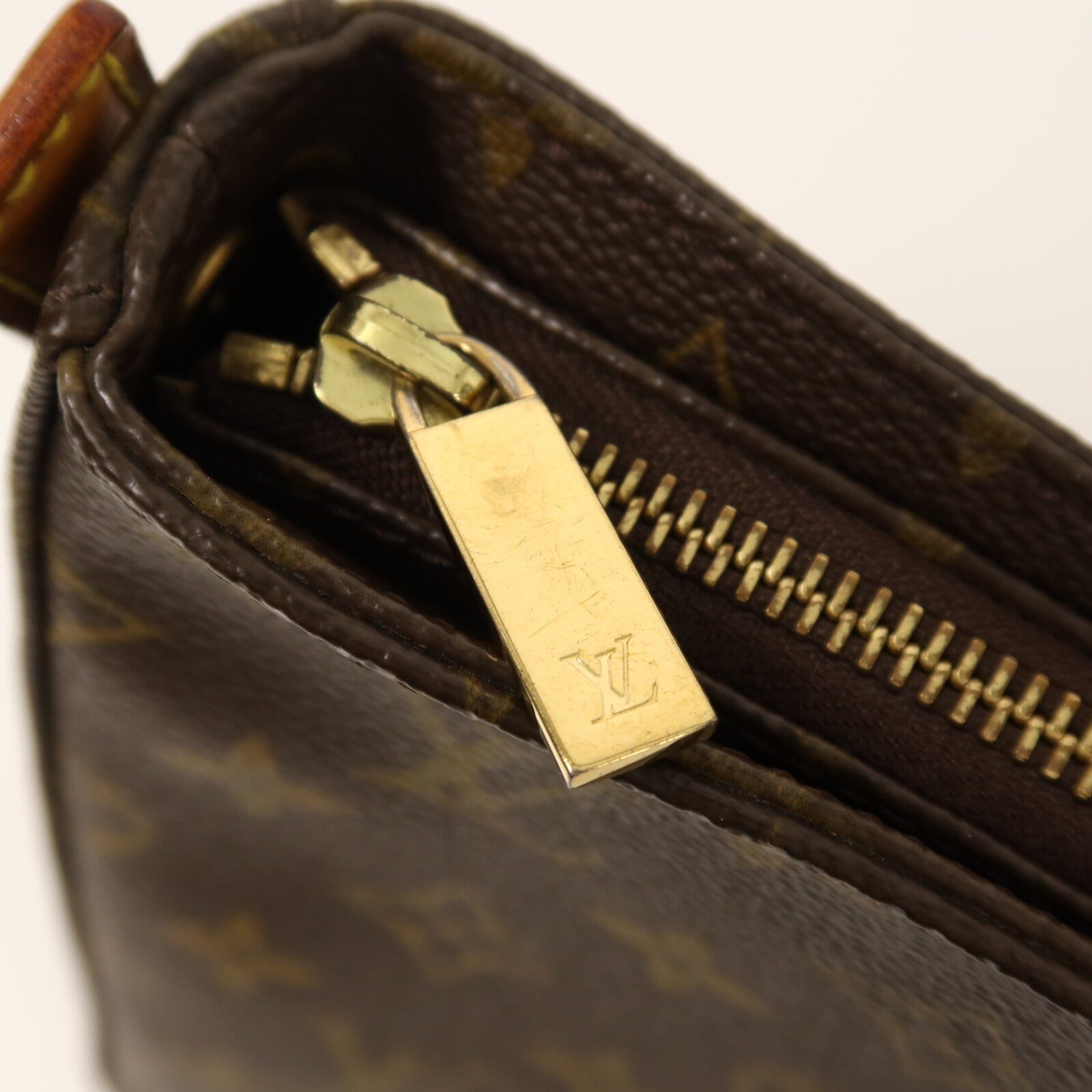 LOUIS VUITTON Monogram Looping MM金扣肩背袋