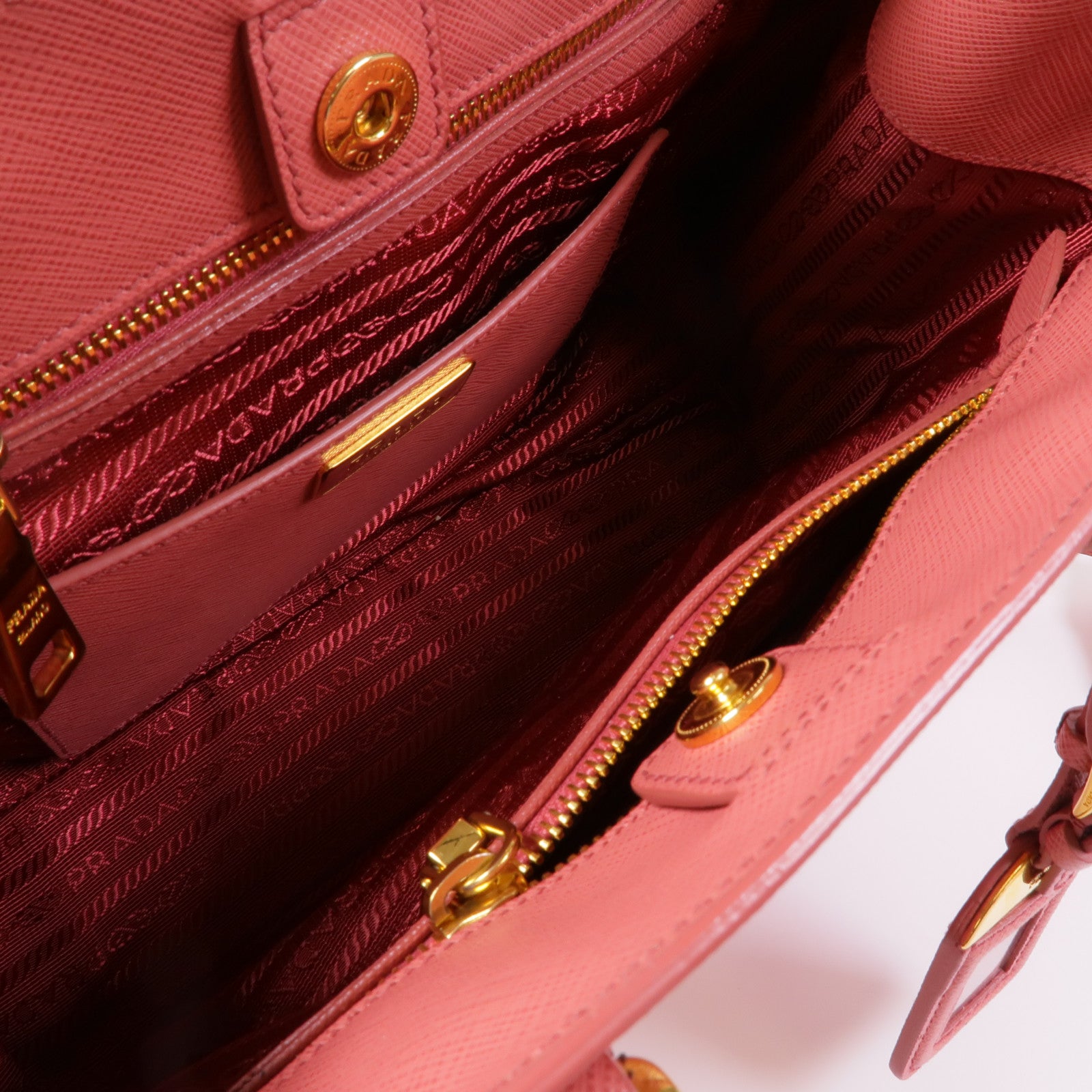 PRADA Saffiano皮革Galleria金扣手挽肩背兩用袋