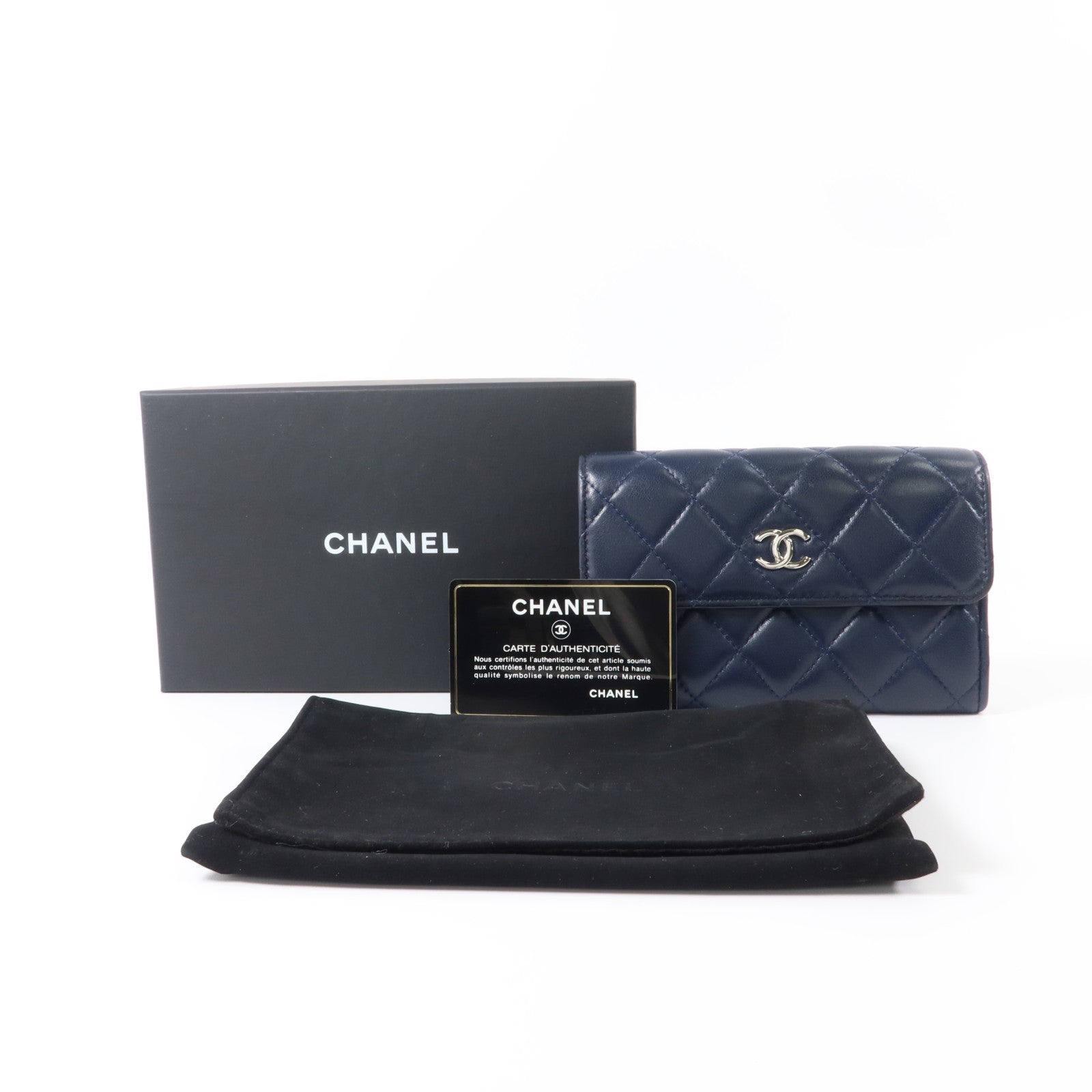 CHANEL 羊皮皮革Bifold Wallet銀扣錢包