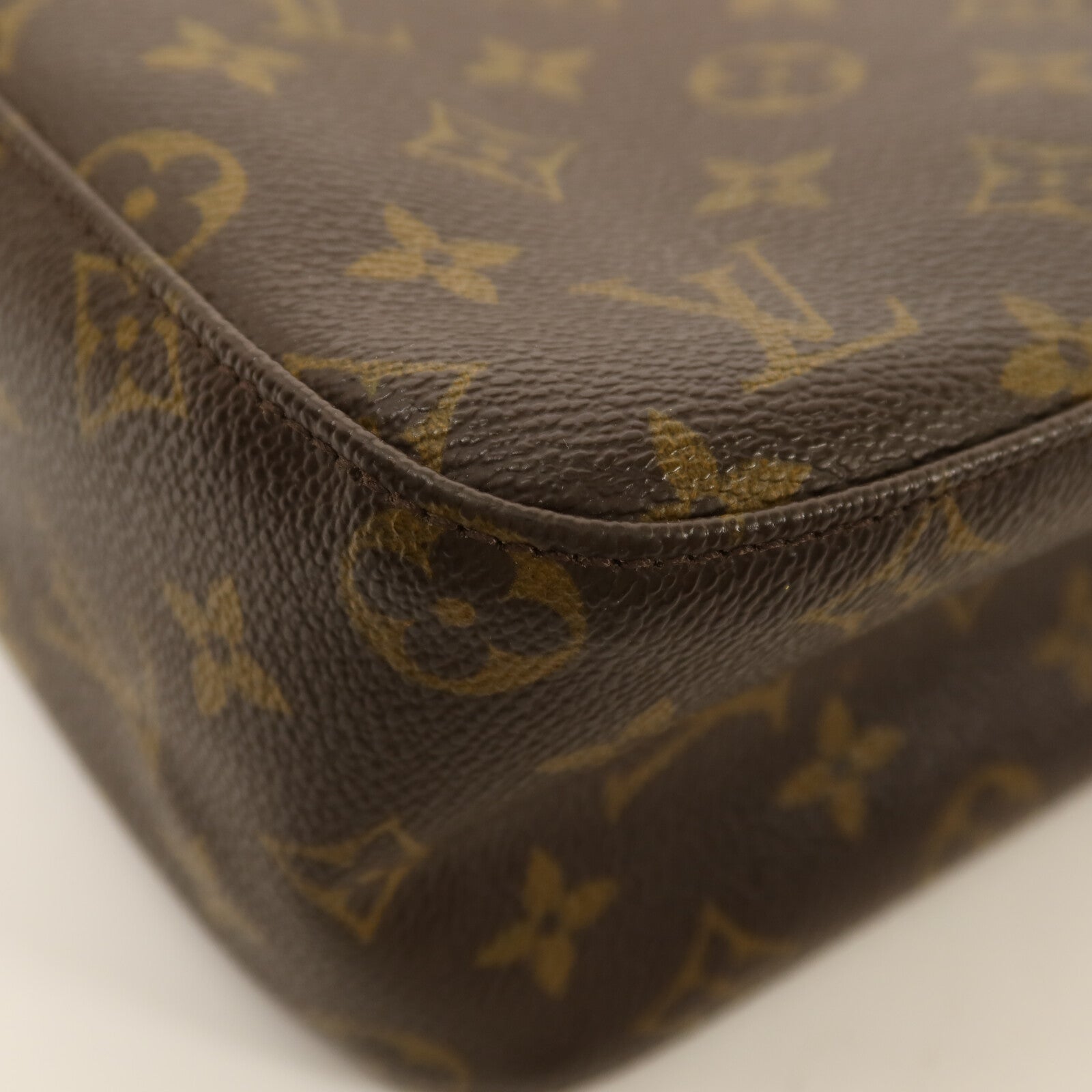LOUIS VUITTON Monogram Looping MM金扣肩背袋